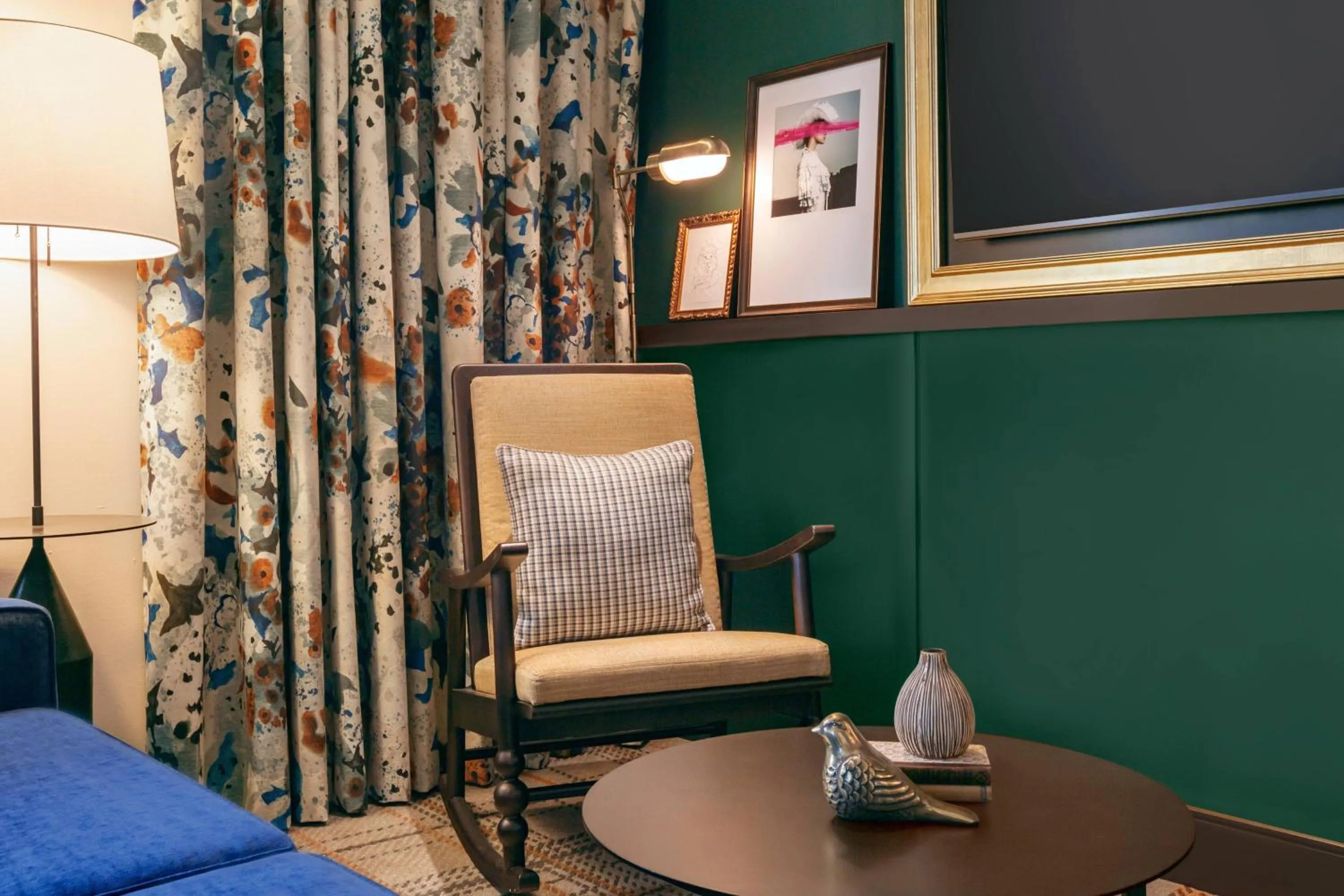 Photo of the whole room in Glenn Hotel, Autograph Collection