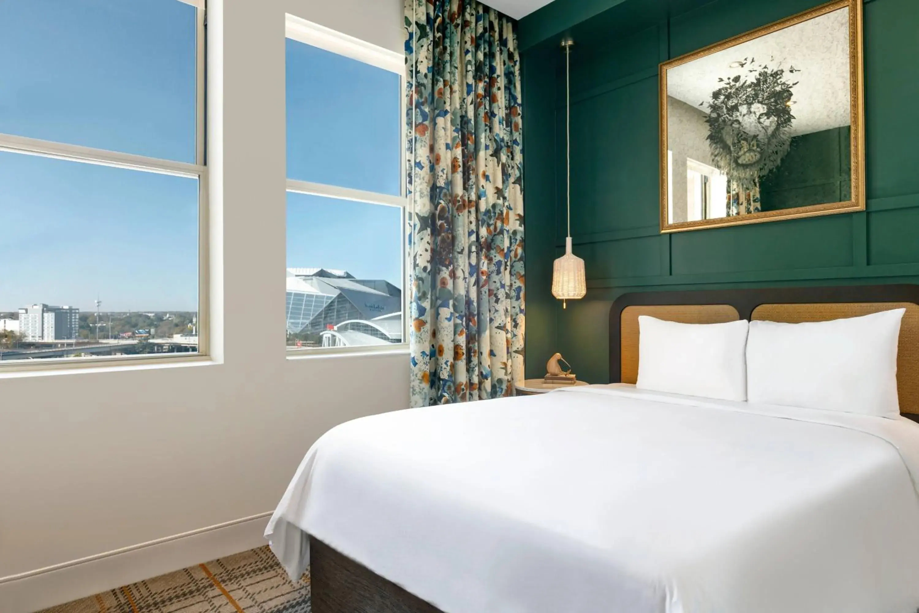 Photo of the whole room, Bed in Glenn Hotel, Autograph Collection Photo of the whole room, Bed in Glenn Hotel, Autograph Collection