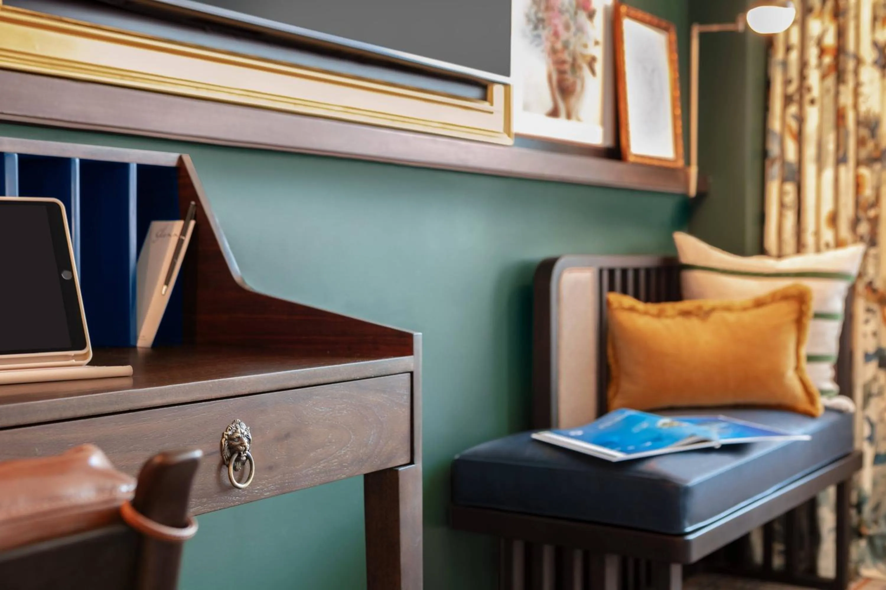 Photo of the whole room in Glenn Hotel, Autograph Collection