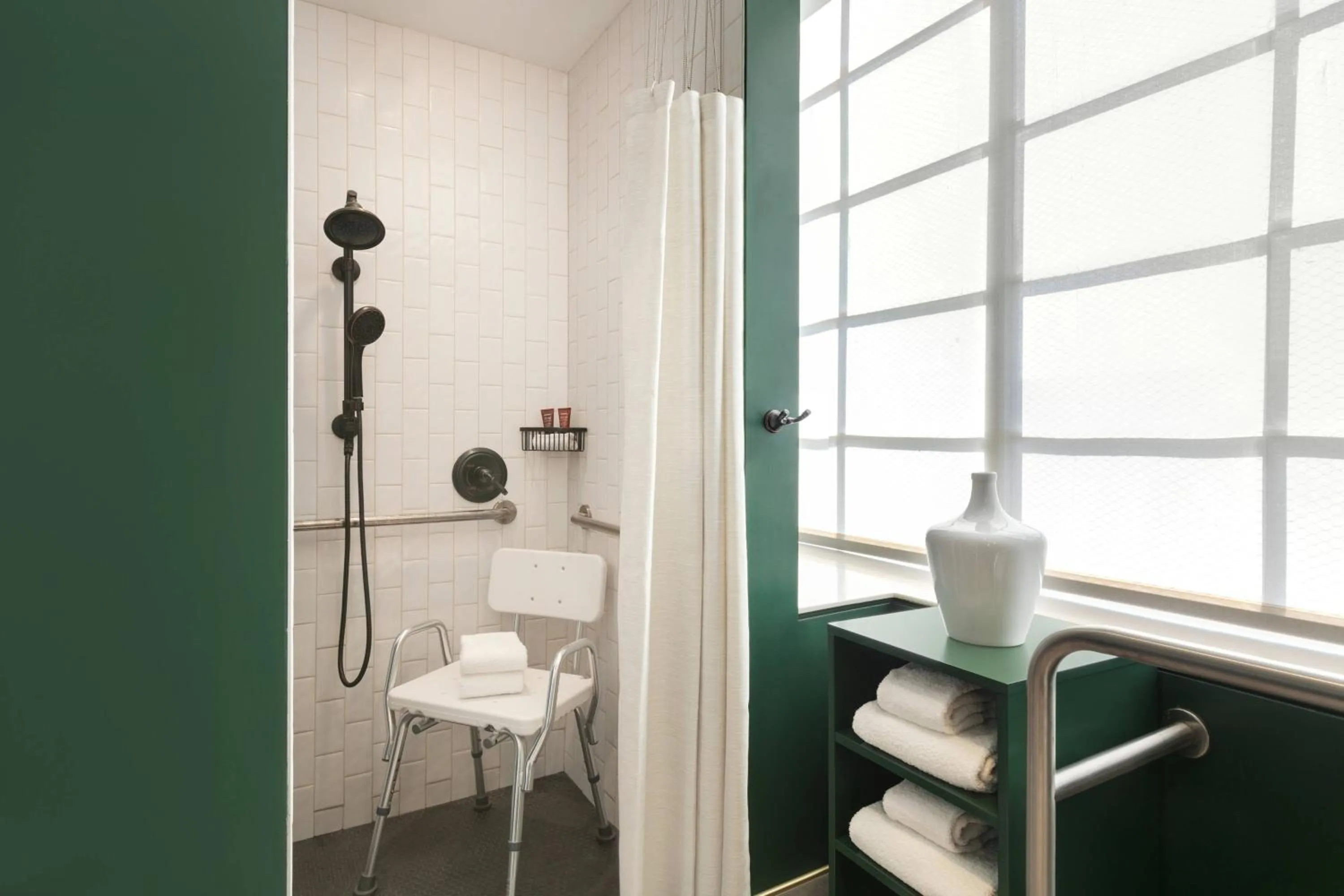 Bathroom in Glenn Hotel, Autograph Collection