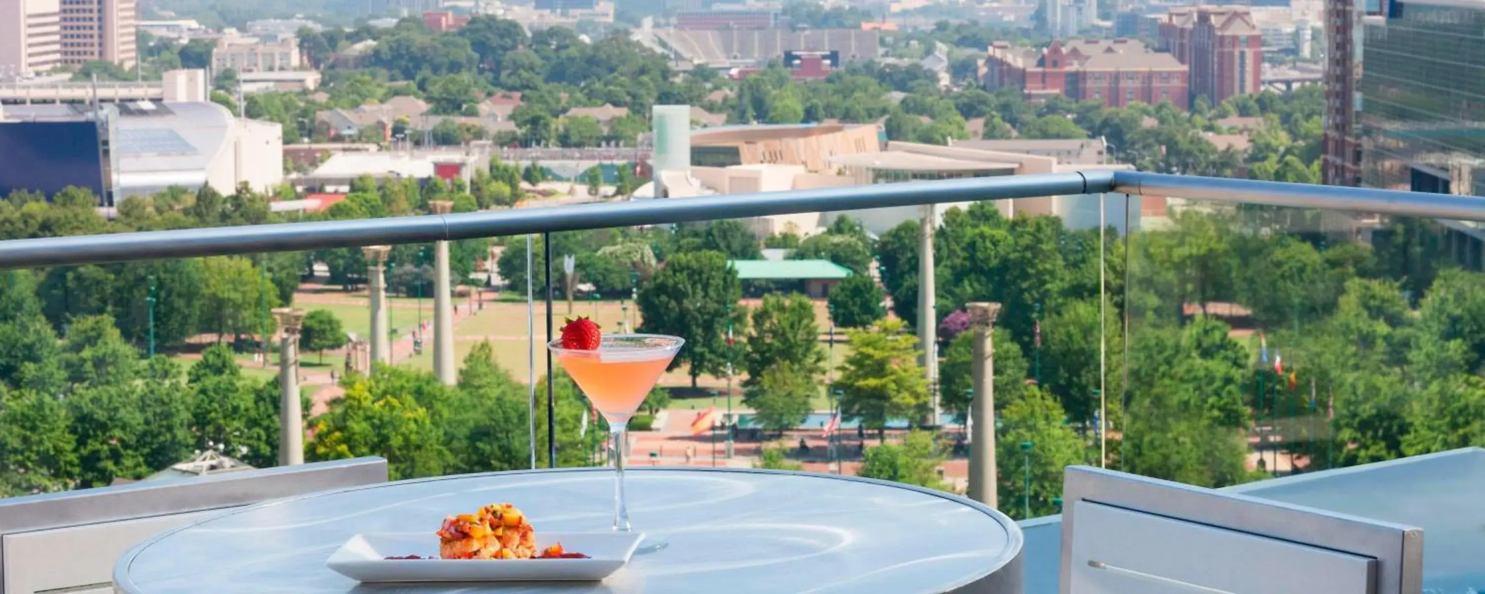 Lounge or bar in Glenn Hotel, Autograph Collection Lounge or bar in Glenn Hotel, Autograph Collection