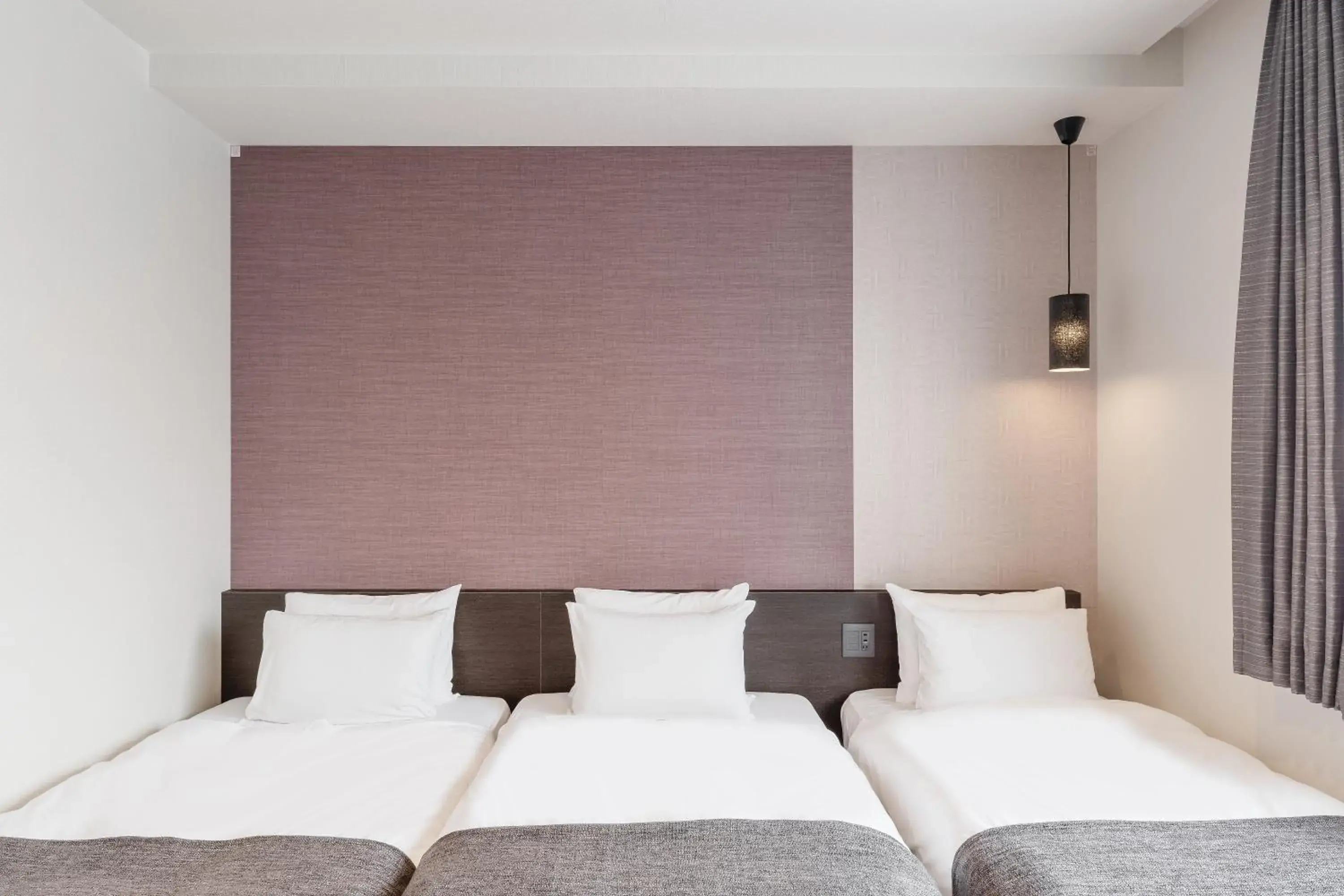 Bed in M's Hotel Kyoto Station Kasuga Bed in M's Hotel Kyoto Station Kasuga