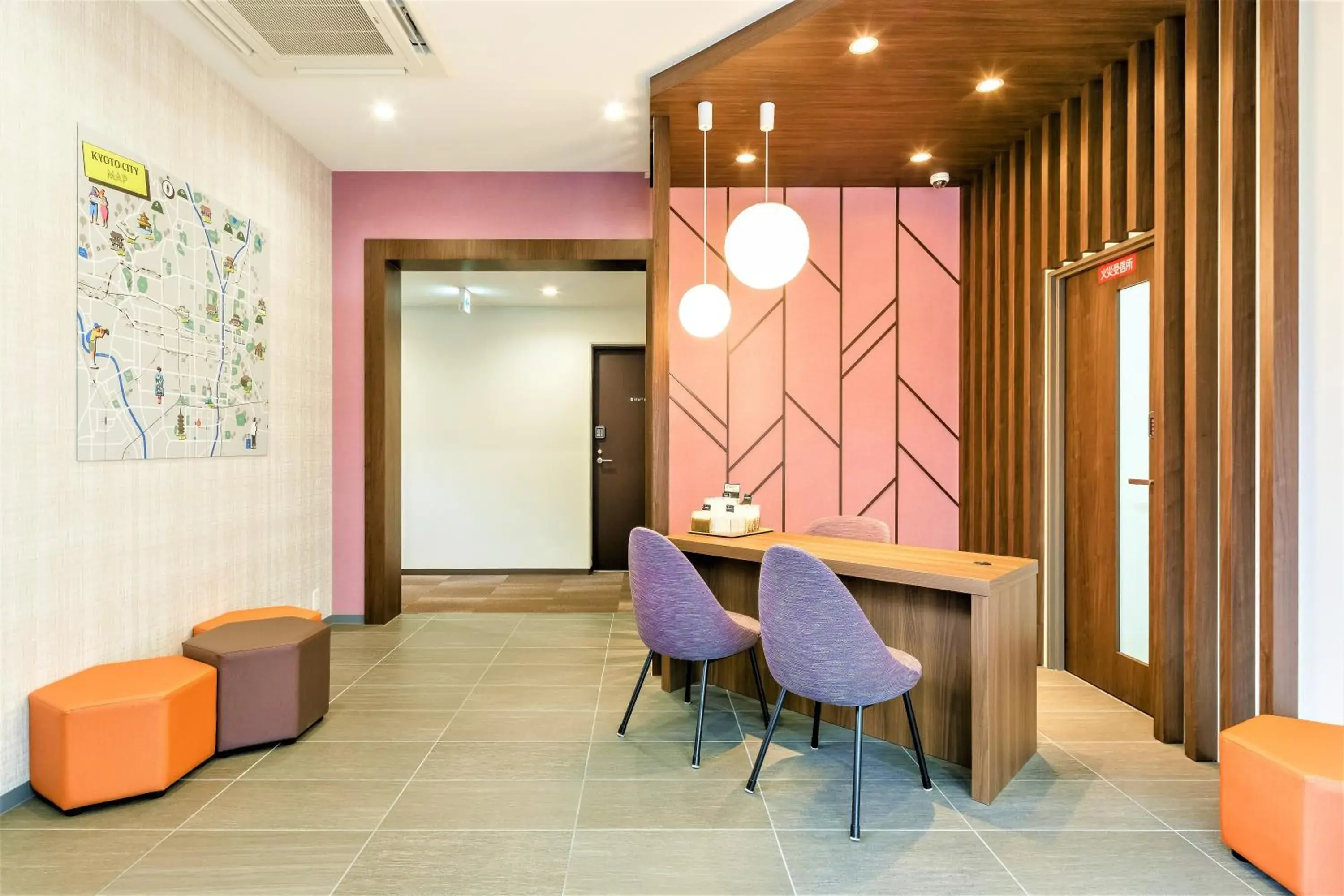 Lobby or reception in M's Hotel Kyoto Station Kasuga Lobby or reception in M's Hotel Kyoto Station Kasuga