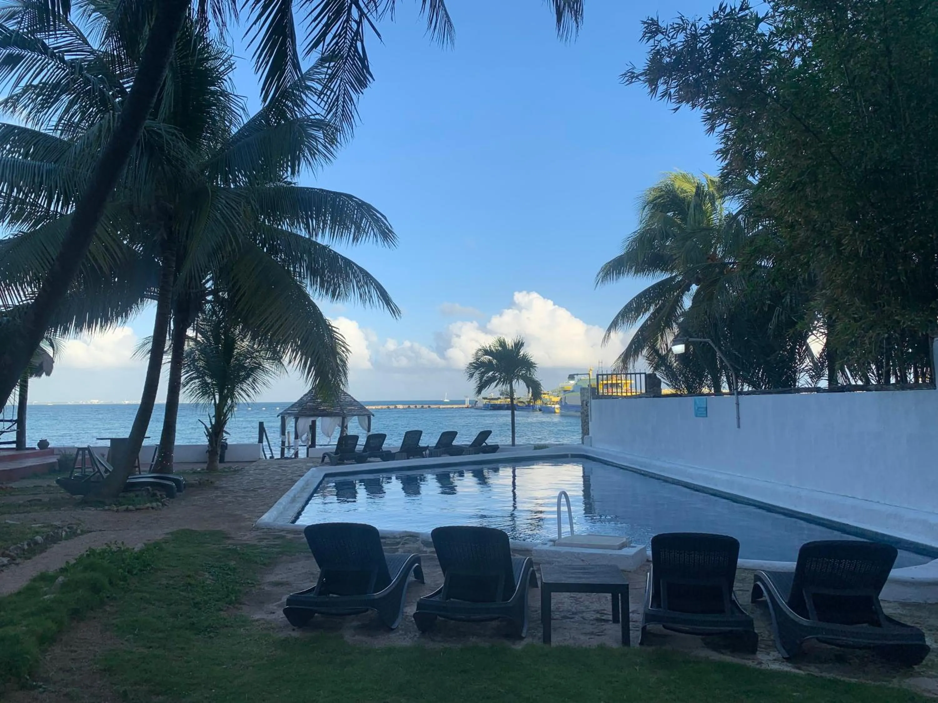 Pool view in Casa CARIBE Cancun