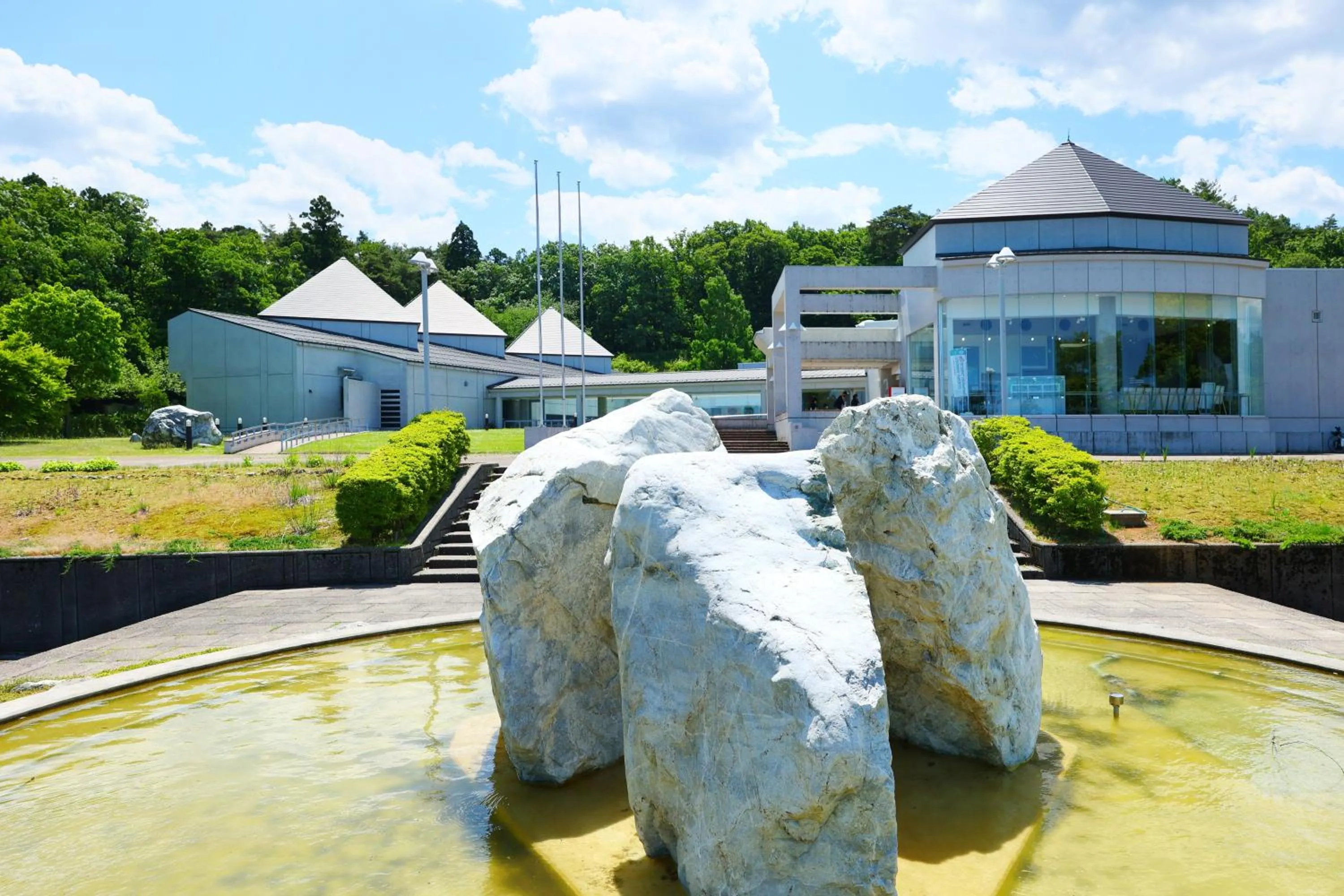 Nearby landmark in Sasakura onsen Ryuunso