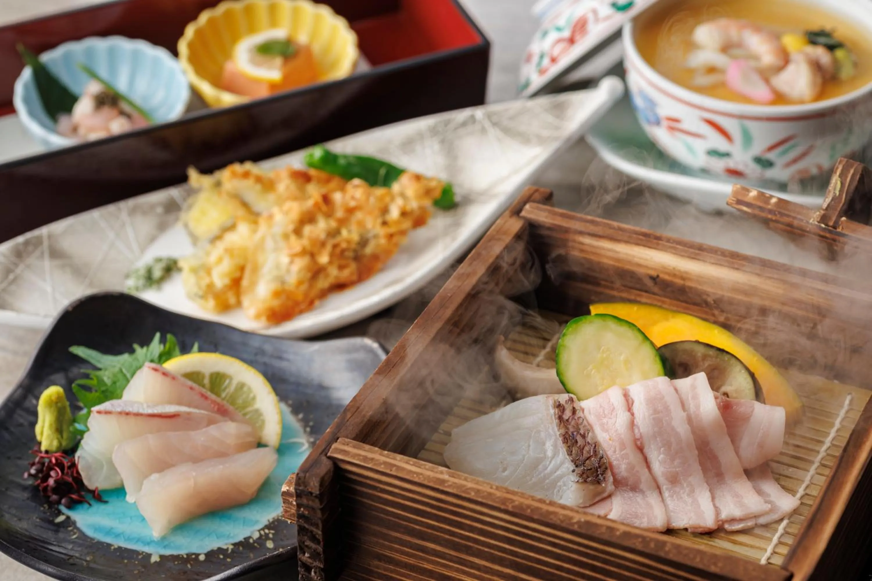 Restaurant/places to eat in KAMENOI HOTEL Chitamihama