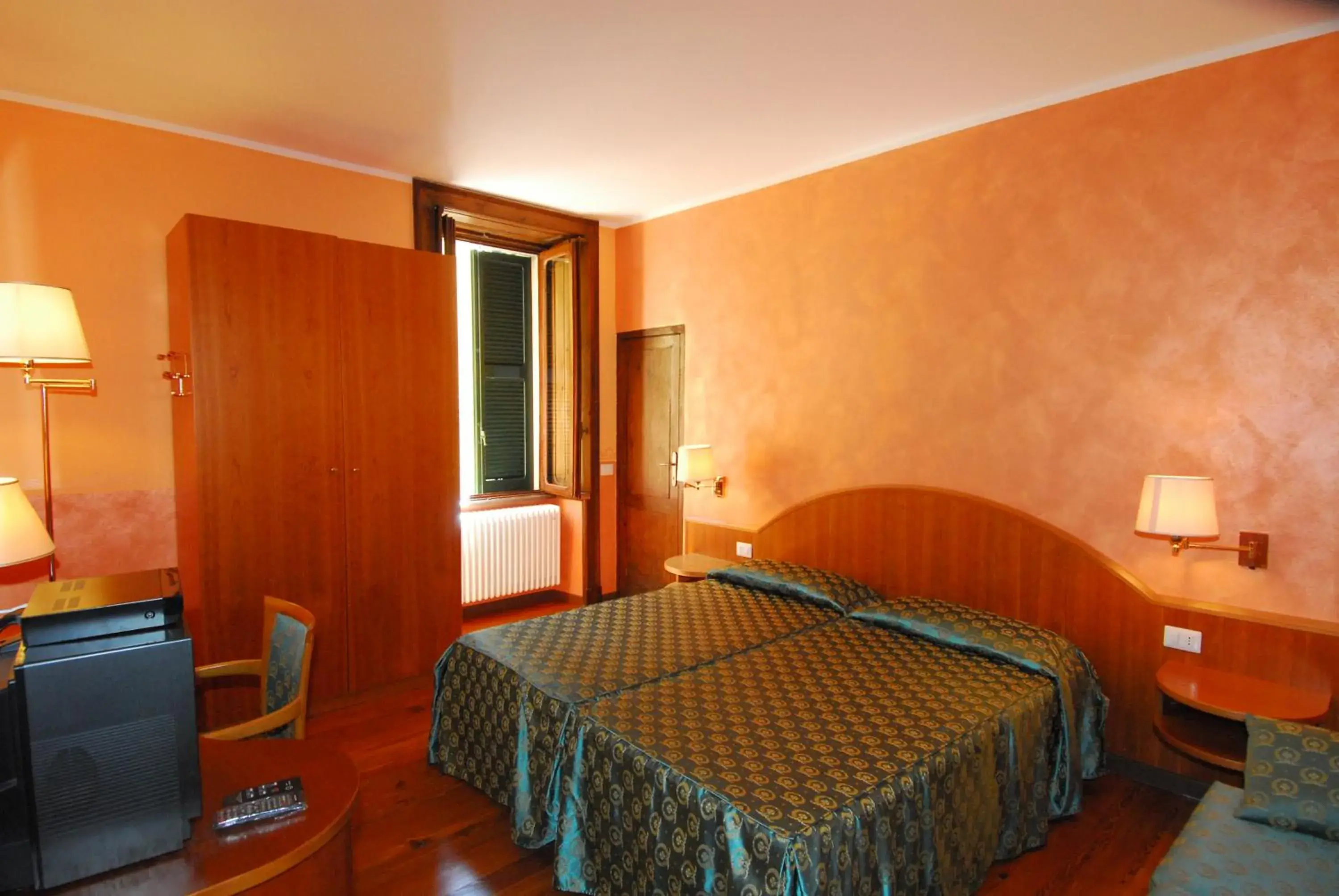 Economy Triple Room with Shared Bathroom in Fiò & Giò Economy Triple Room with Shared Bathroom in Fiò & Giò
