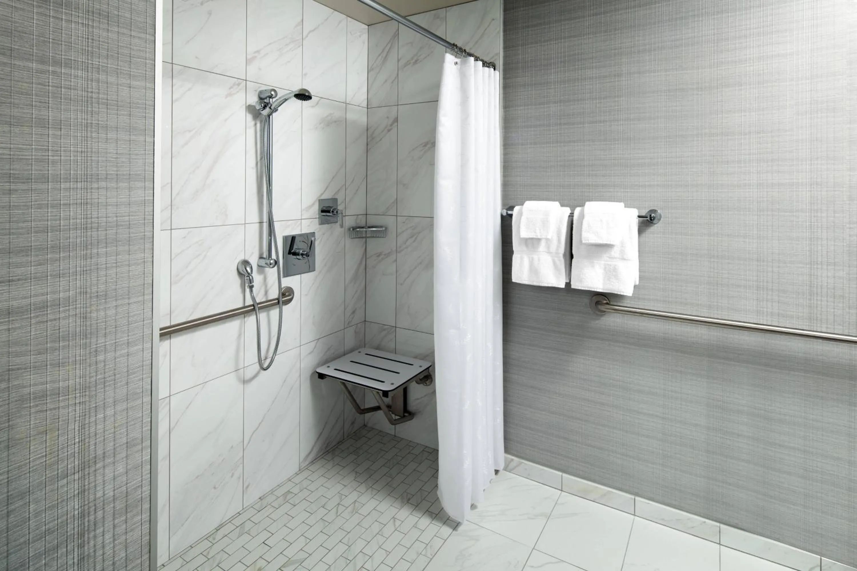 Bathroom in Sheraton Grand Los Angeles