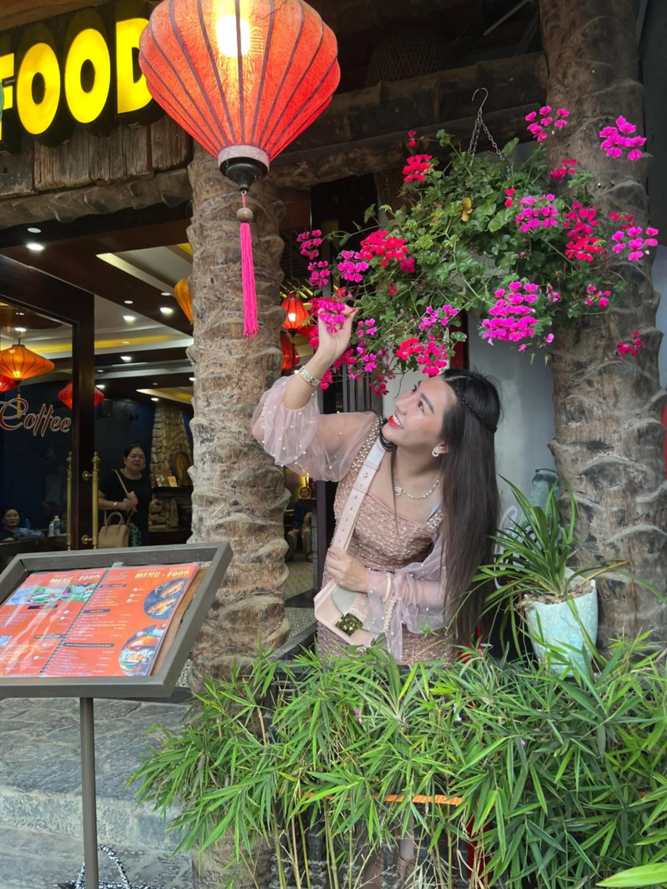 Property building in SAPA FULL HOUSE HOTEL