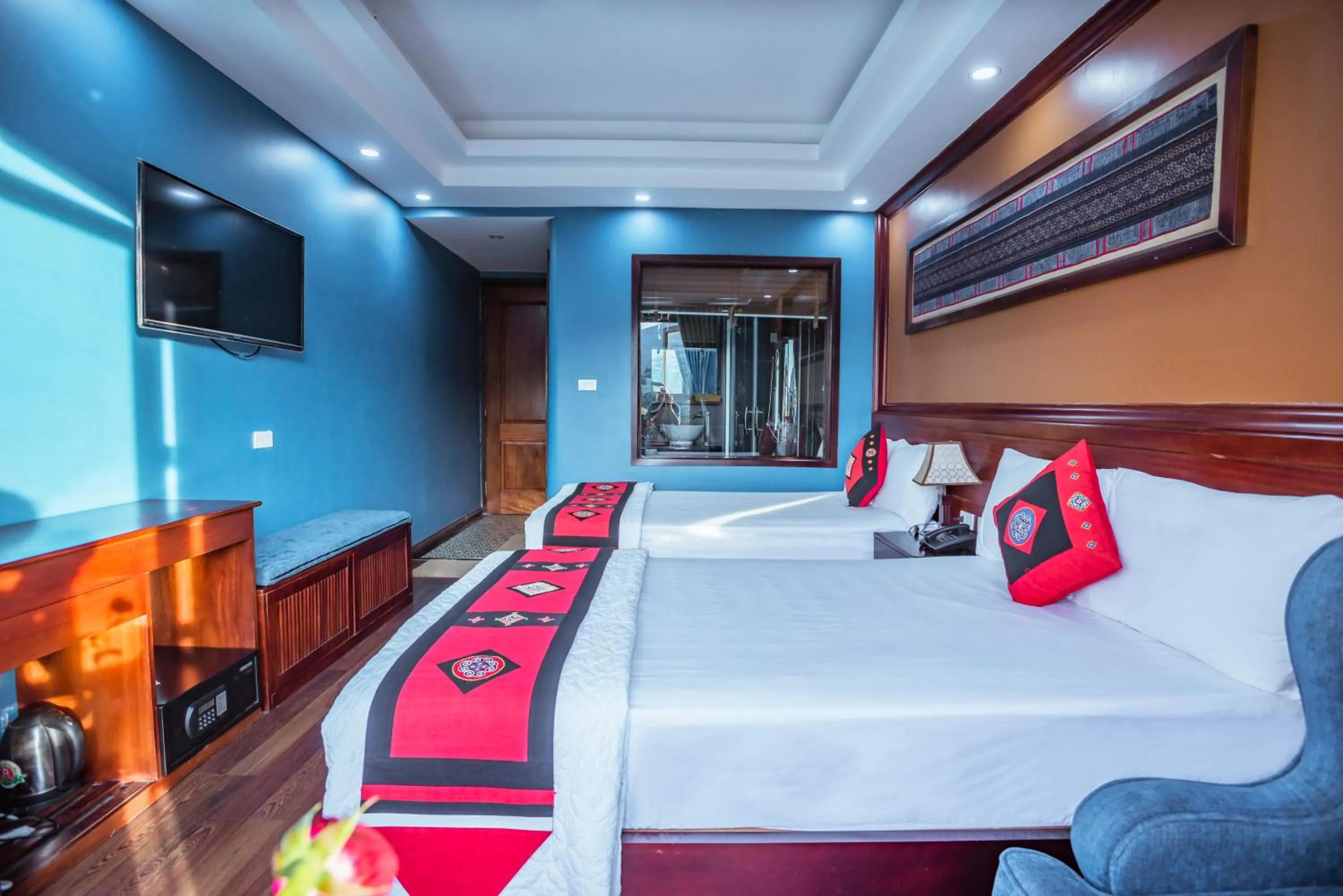 Photo of the whole room, Bed in SAPA FULL HOUSE HOTEL