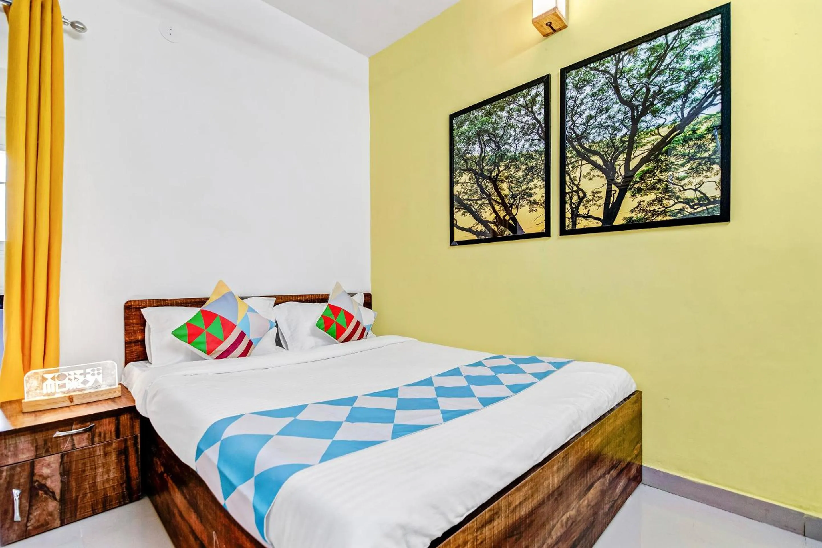 Bedroom, Bed in Hotel O Home Elegant RK Fursungi