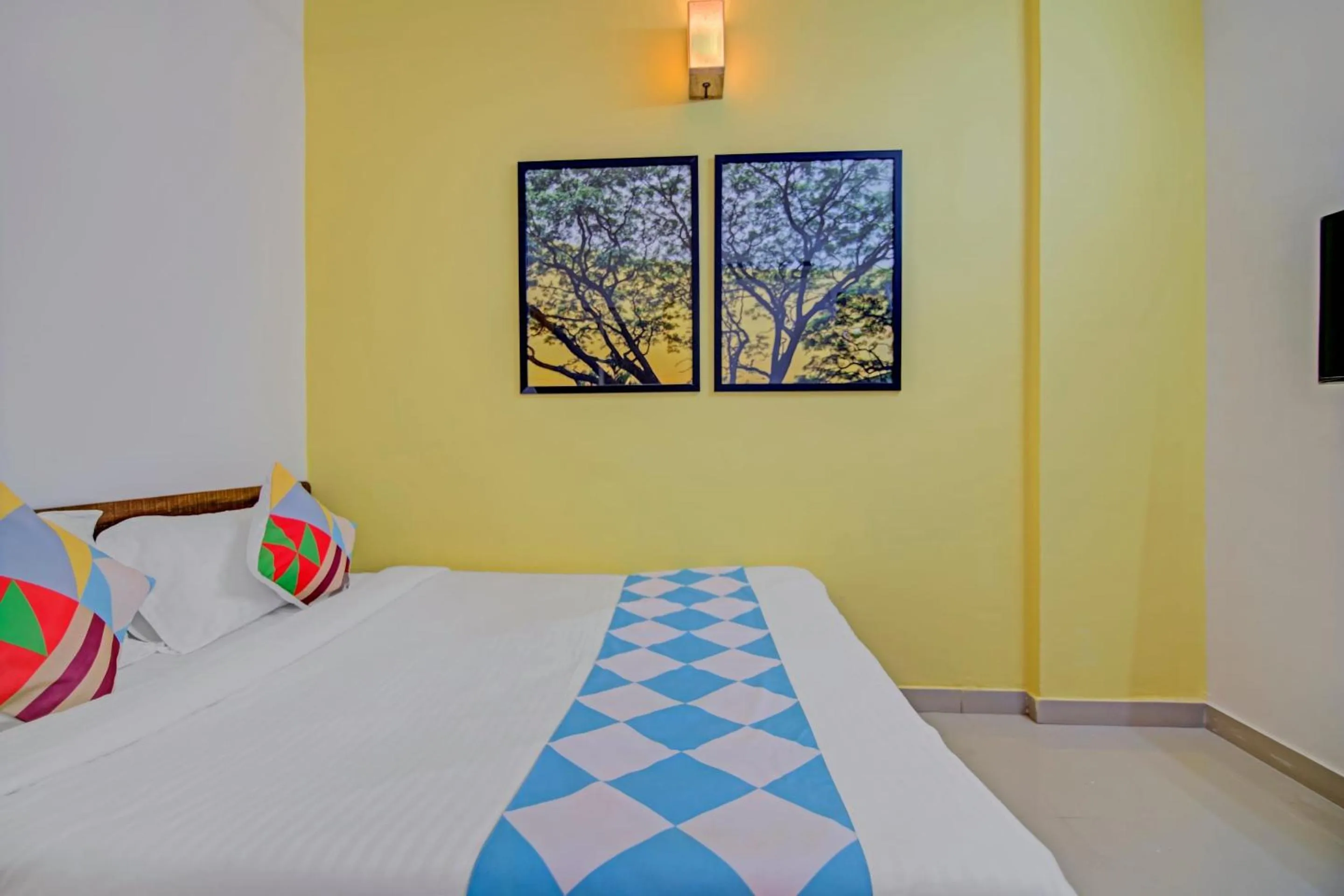 Bedroom, Bed in Super Hotel O Home Elegant RK Fursungi