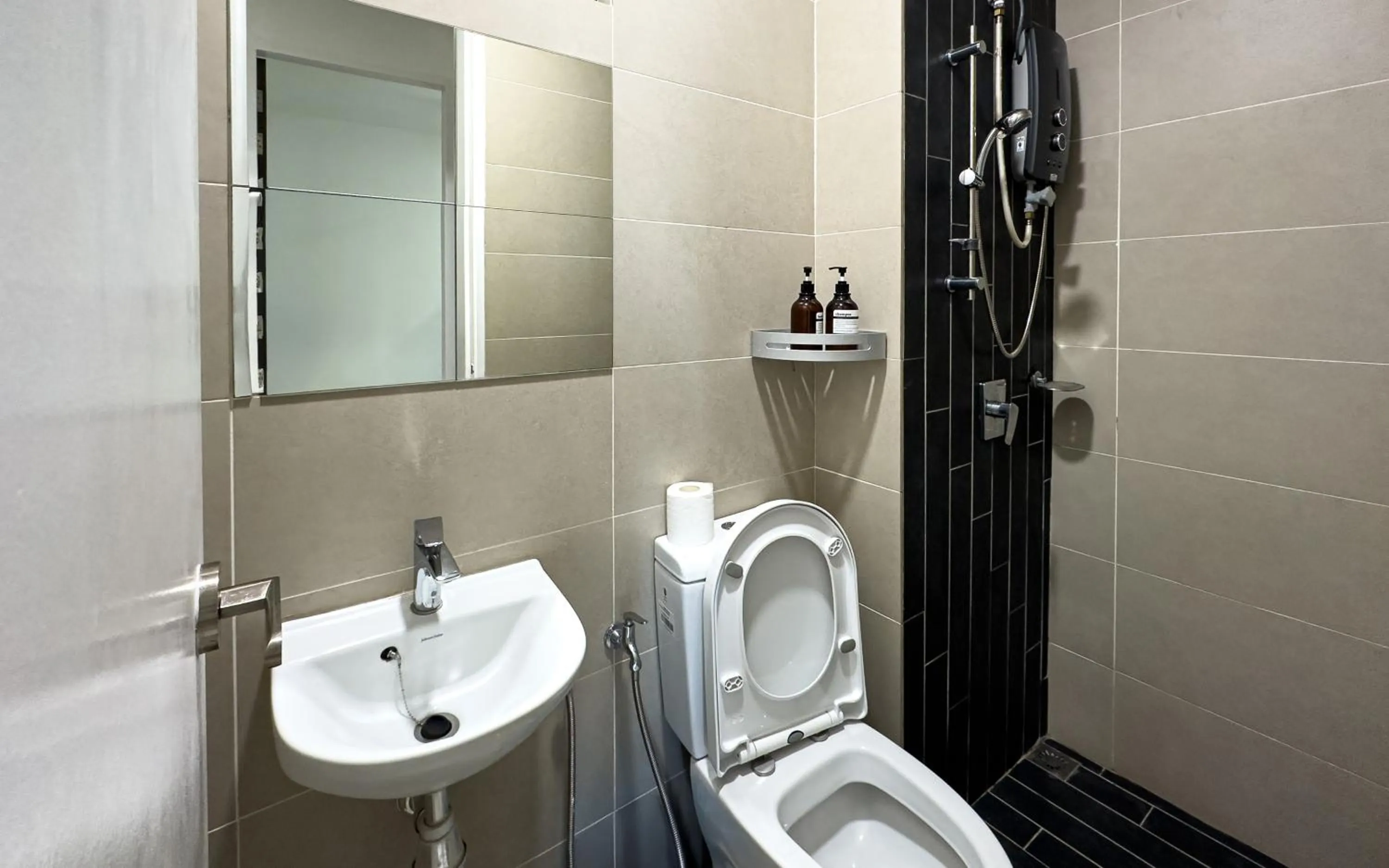 Shower in H20 Residence Ara Damansara by Airhost