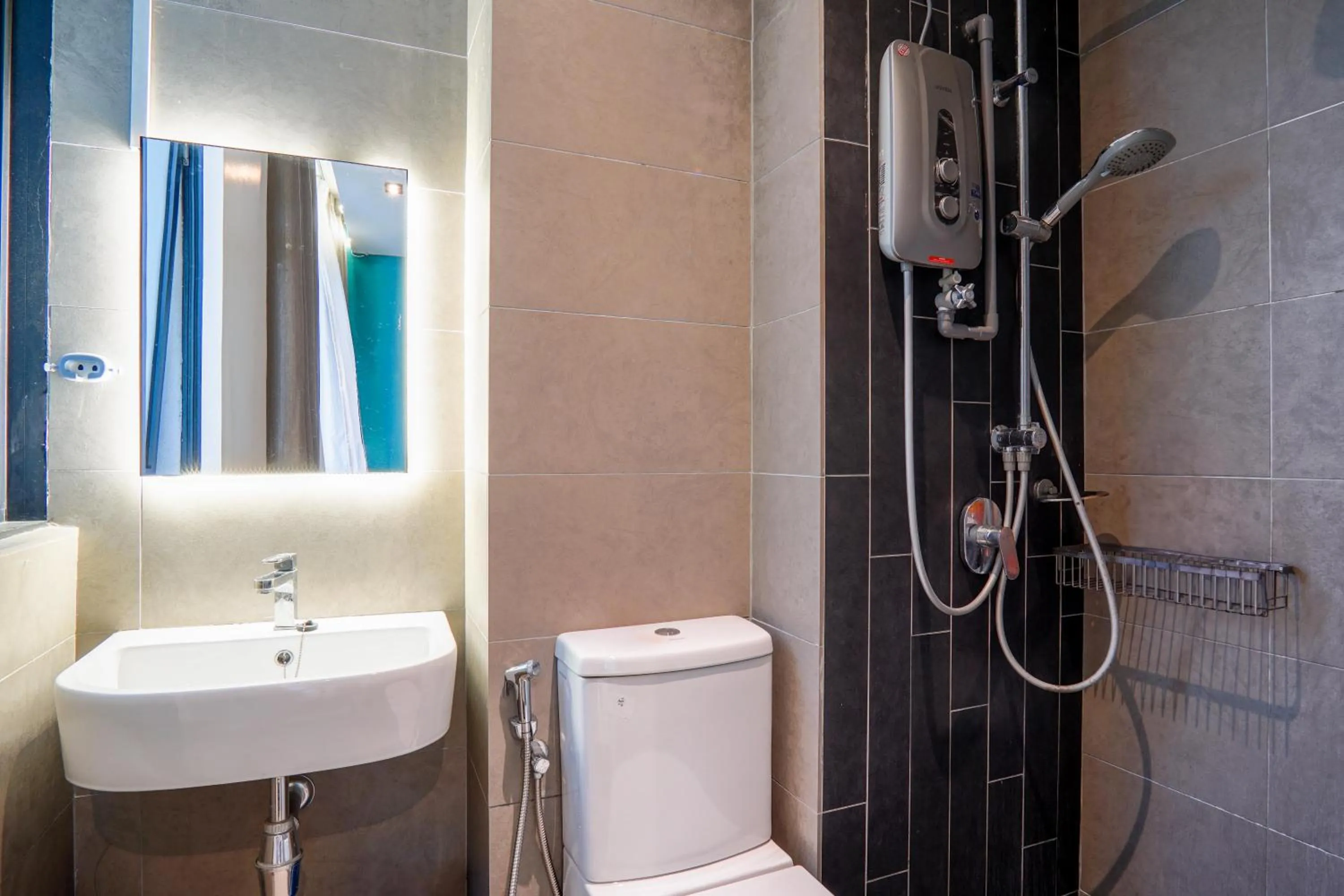 H20 Residence Ara Damansara by Airhost