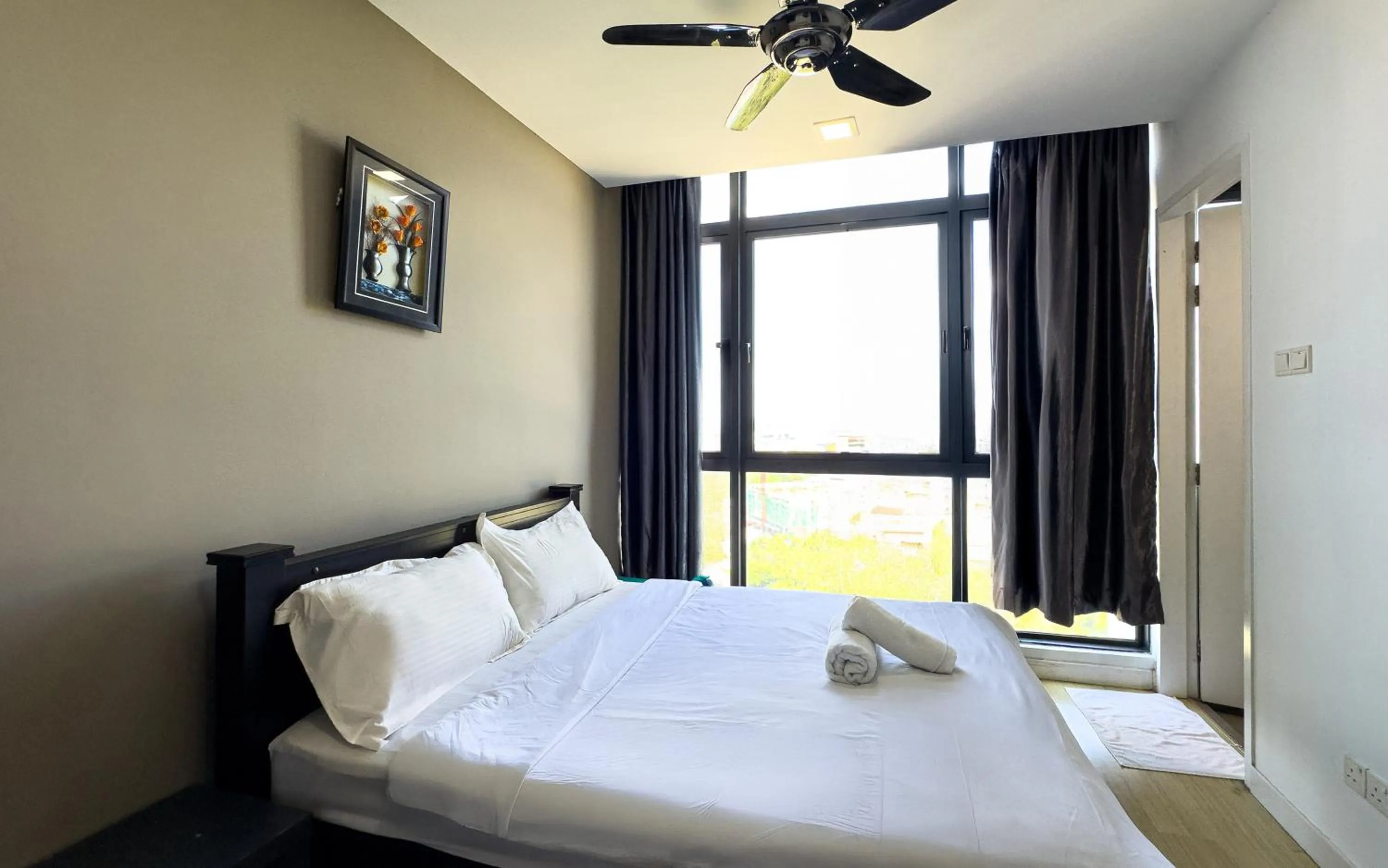 Bedroom, Bed in H20 Residence Ara Damansara by Airhost