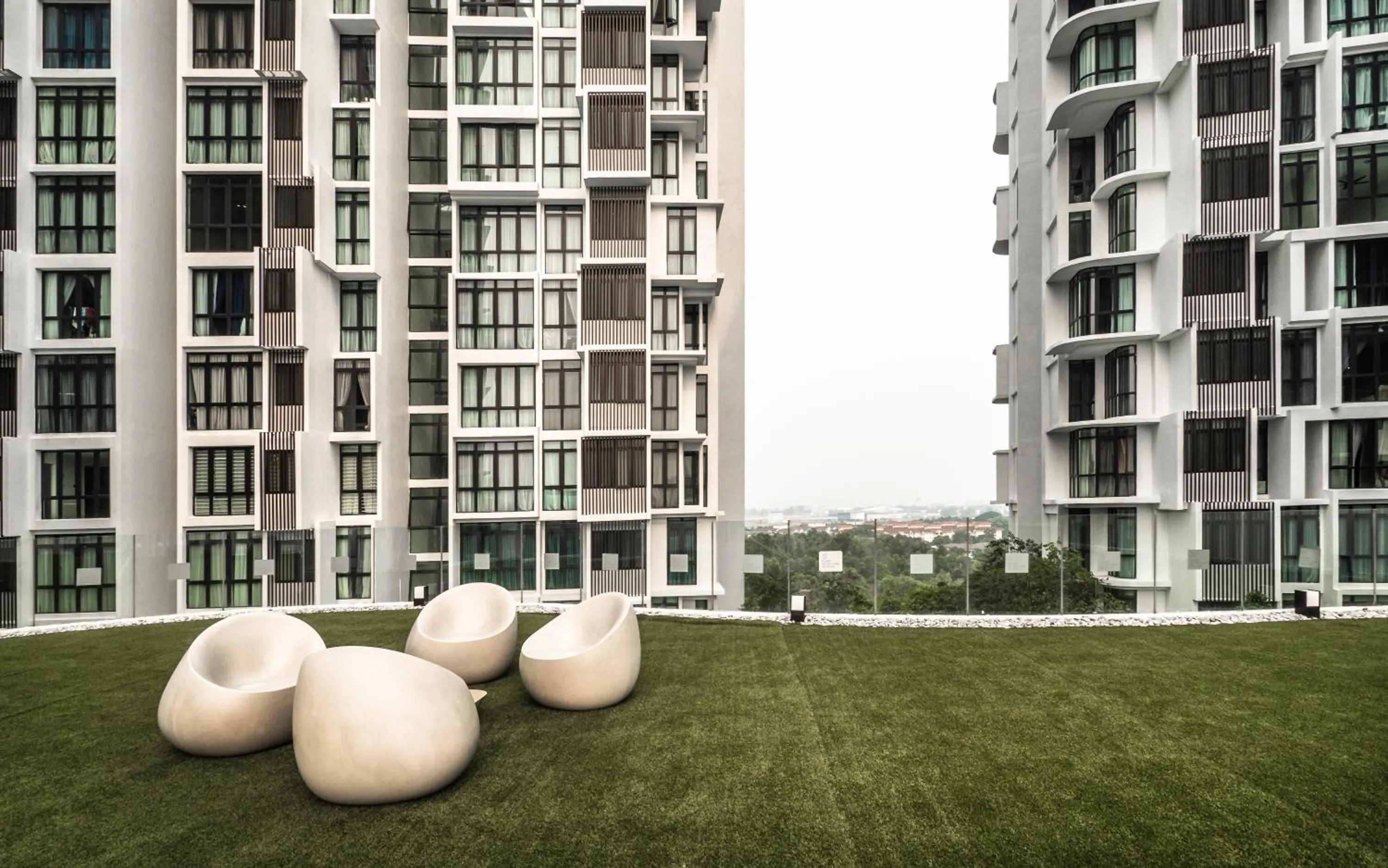 Garden in H20 Residence Ara Damansara by Airhost