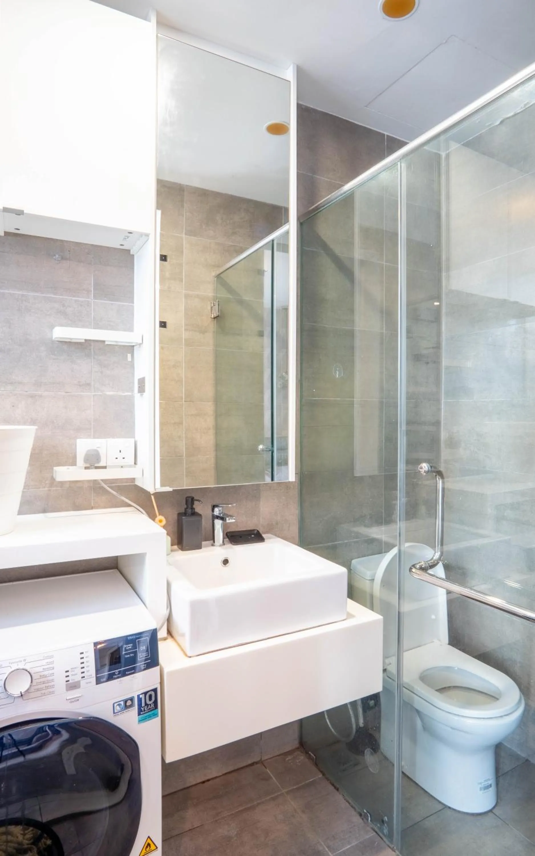 Bathroom in H20 Residence Ara Damansara by Airhost