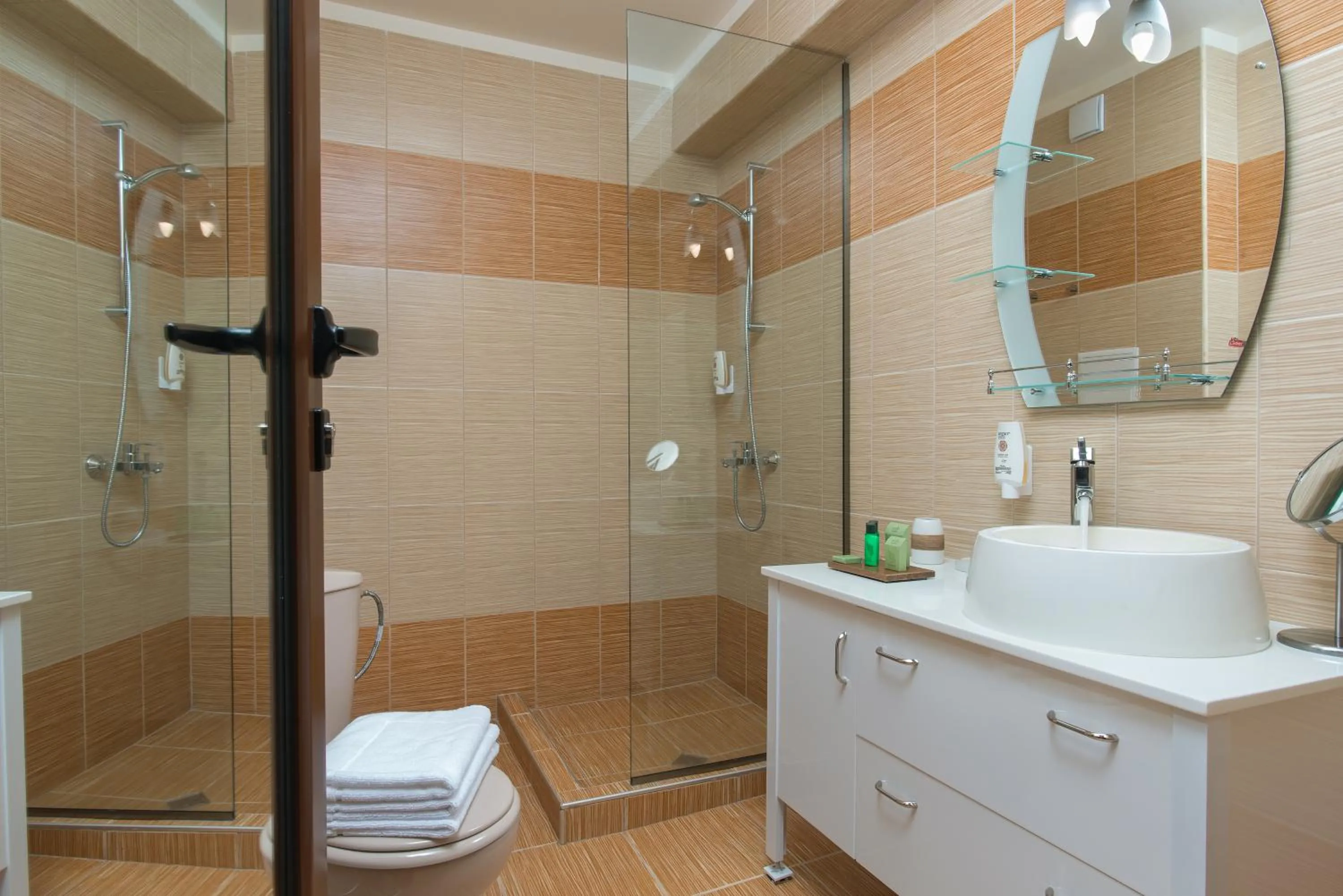 Shower in Hotel Villa Magus