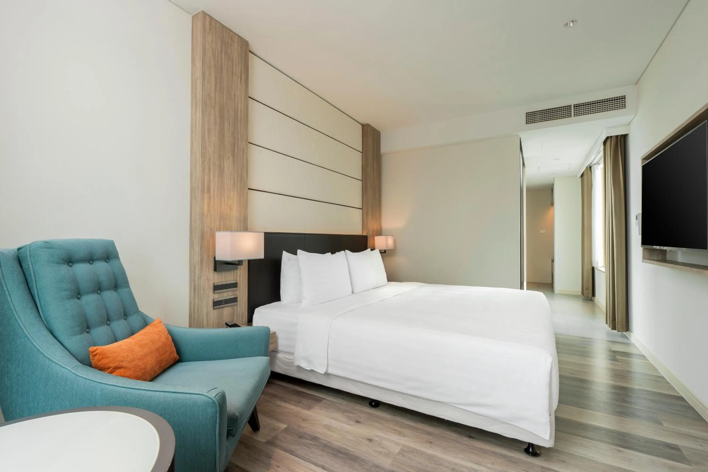 Bedroom, Bed in Solaria Nishitetsu Hotel Bangkok