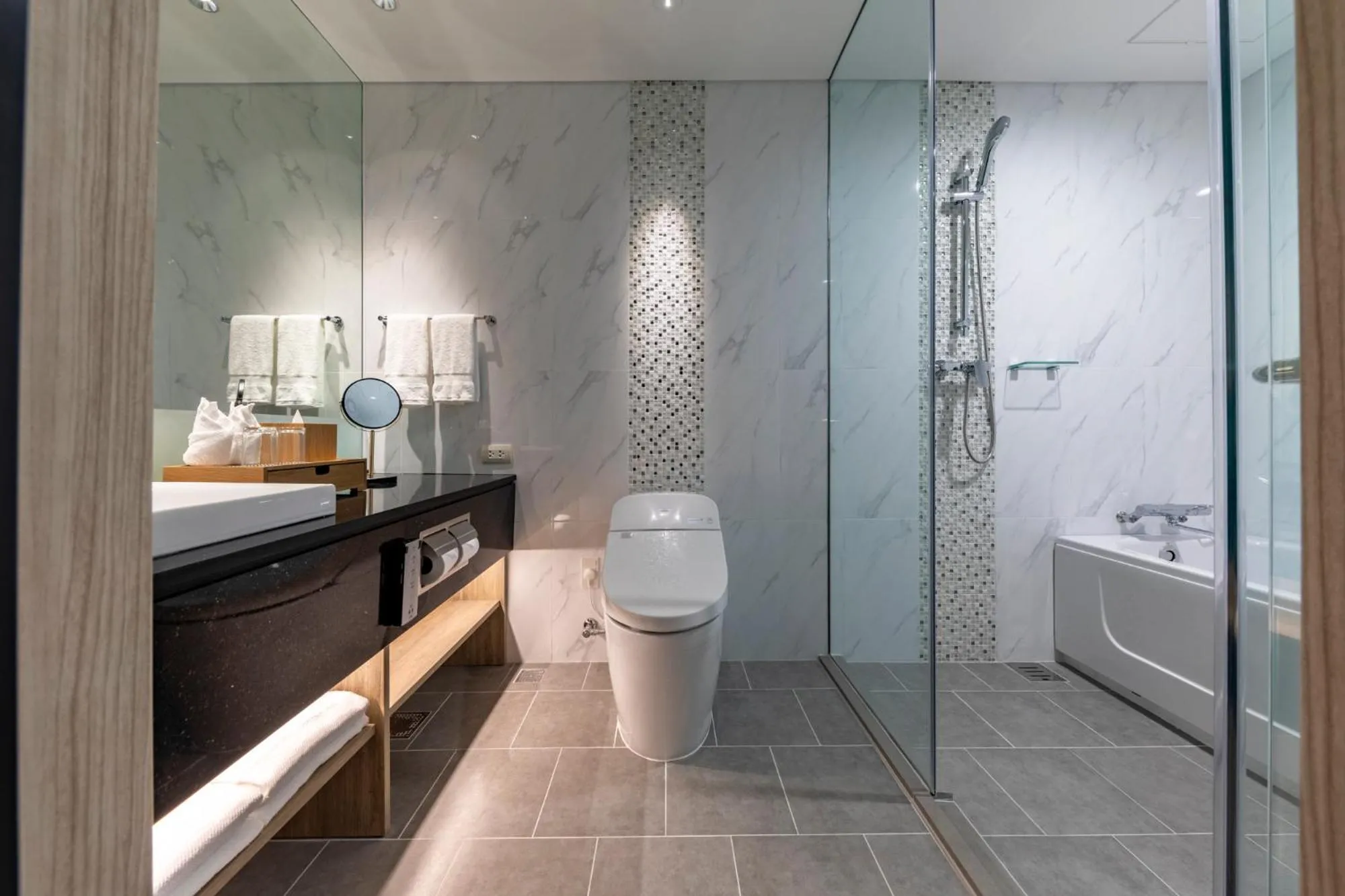 Toilet in Solaria Nishitetsu Hotel Bangkok