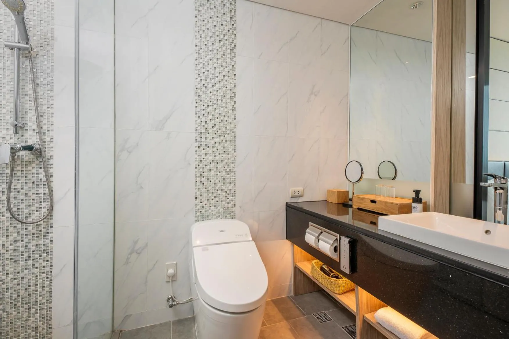 Toilet in Solaria Nishitetsu Hotel Bangkok