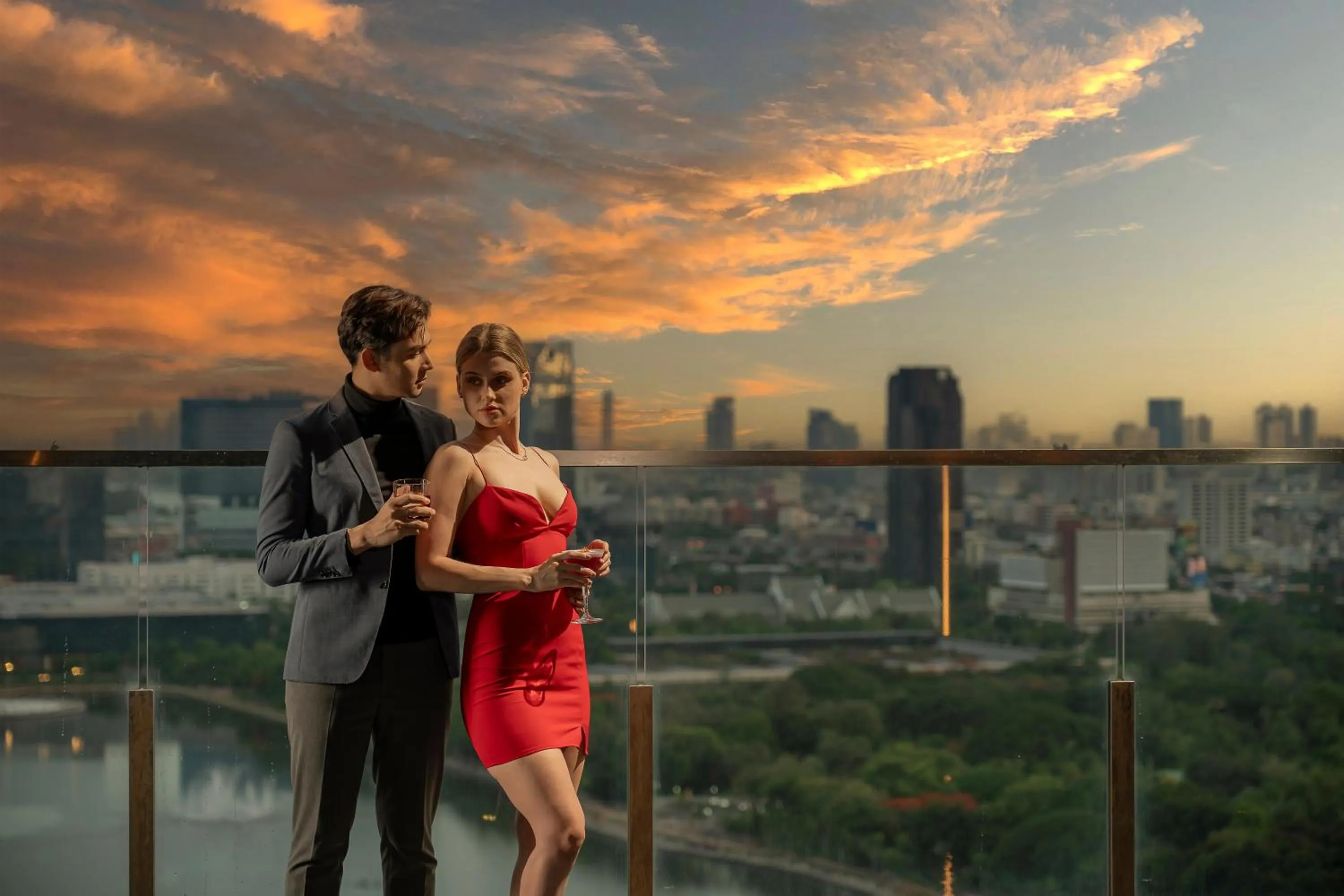 Lounge or bar in Solaria Nishitetsu Hotel Bangkok