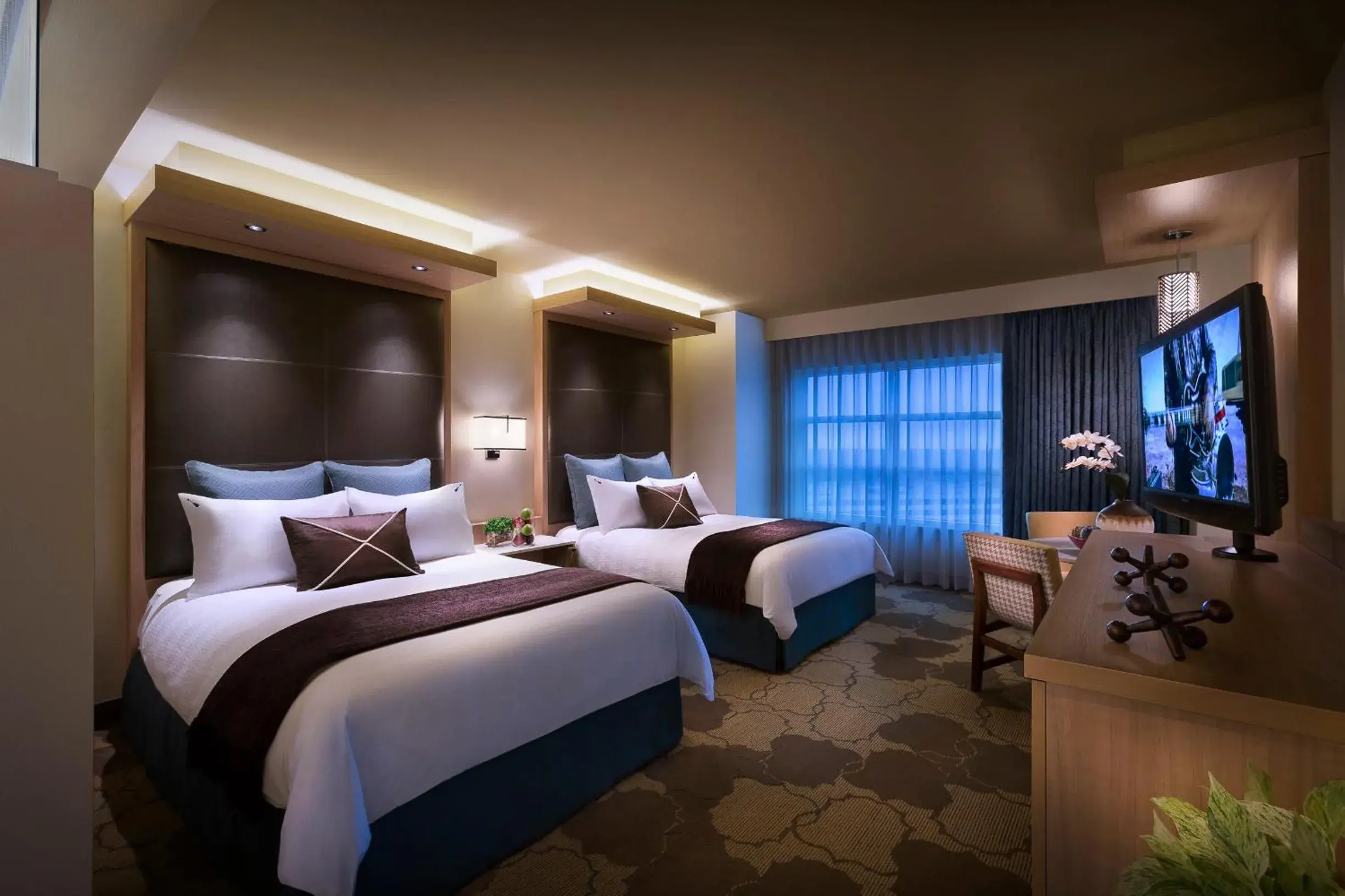 Photo of the whole room, Bed in Seminole Hard Rock Hotel and Casino Tampa Photo of the whole room, Bed in Seminole Hard Rock Hotel and Casino Tampa