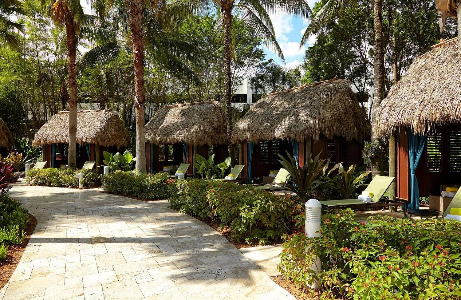 Swimming pool in Seminole Hard Rock Hotel & Casino Hollywood