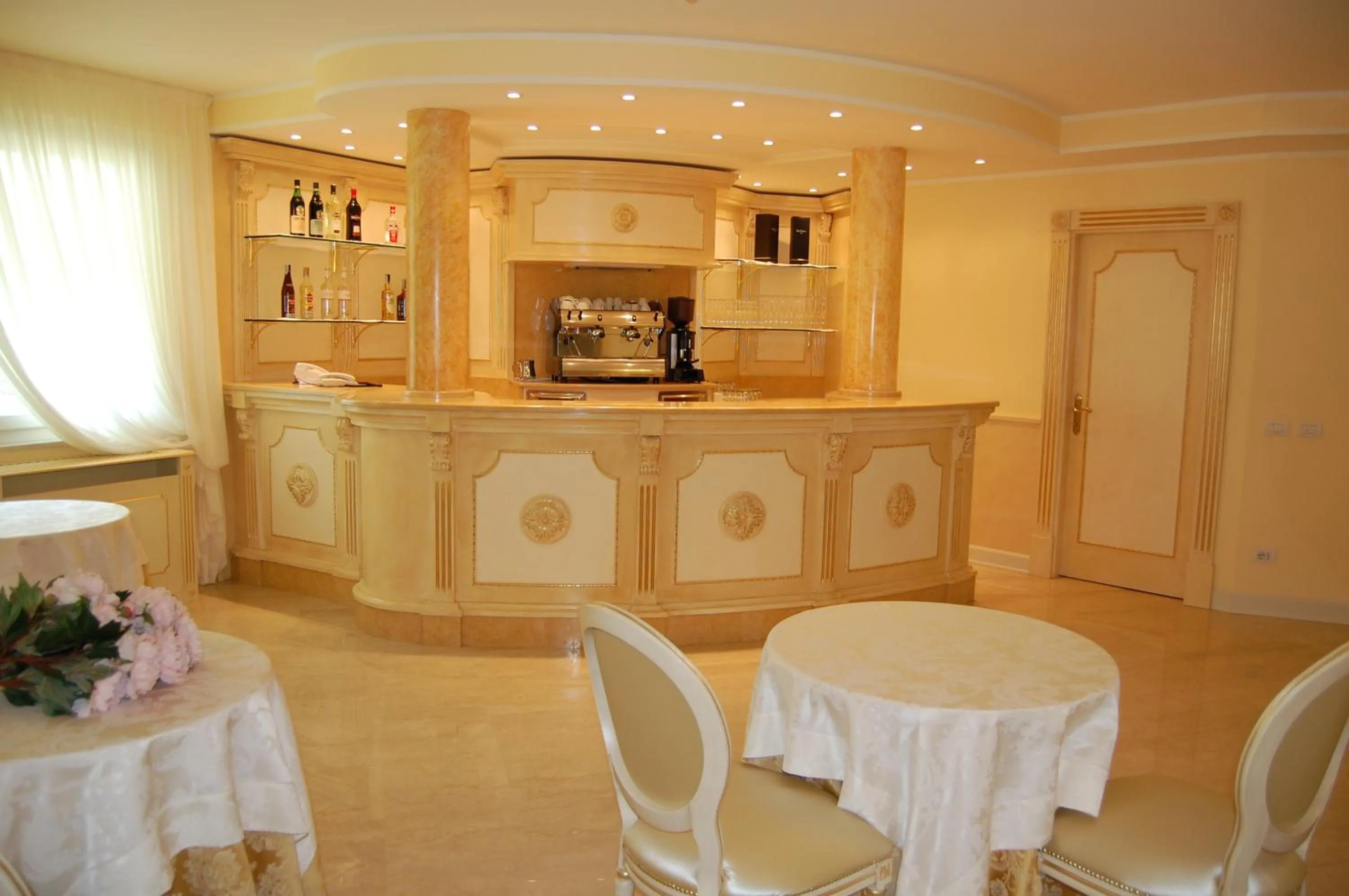 Lounge or bar in Hotel Motel Gold