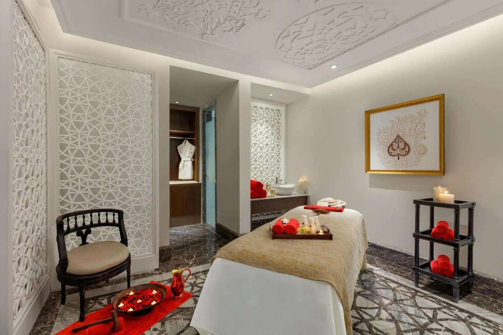 Spa and wellness centre/facilities, Bed in Welcomhotel by ITC Hotels, Raja Sansi, Amritsar