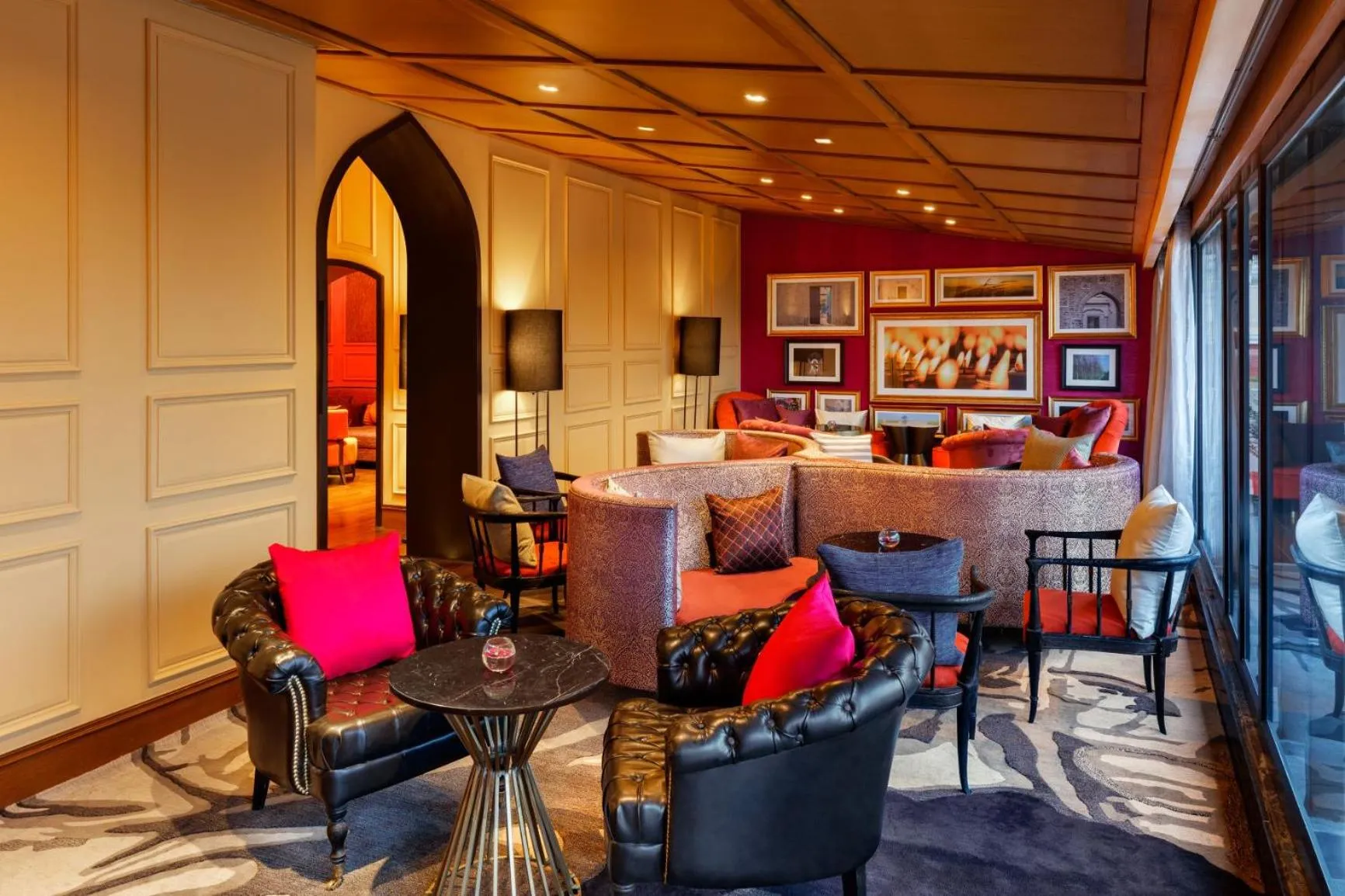 Lounge or bar in Welcomhotel by ITC Hotels, Raja Sansi, Amritsar