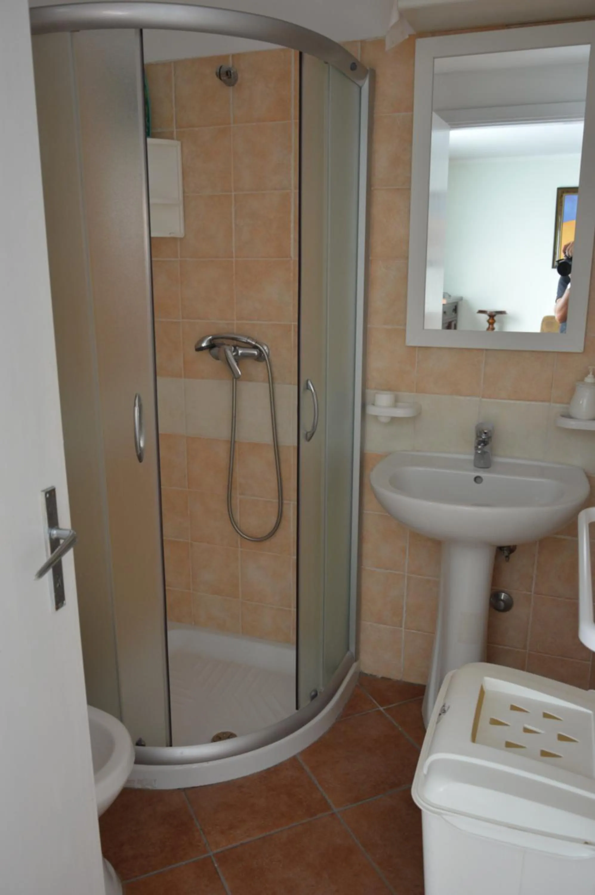 Shower in Portoselvaggio Villa Martina