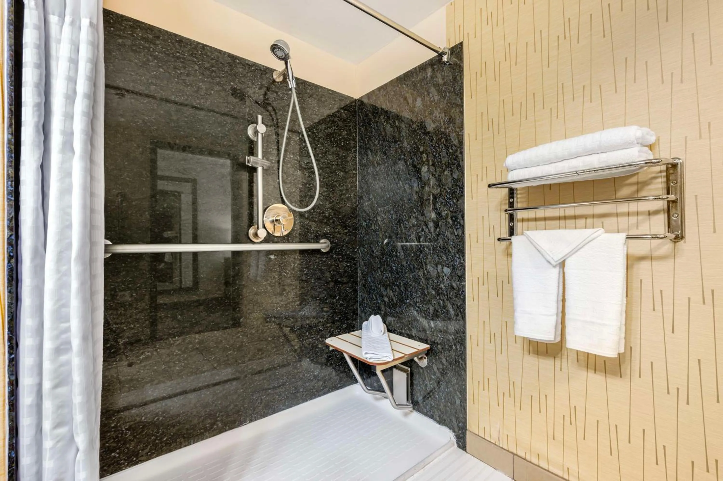 Bathroom in Best Western Chicago - Downers Grove