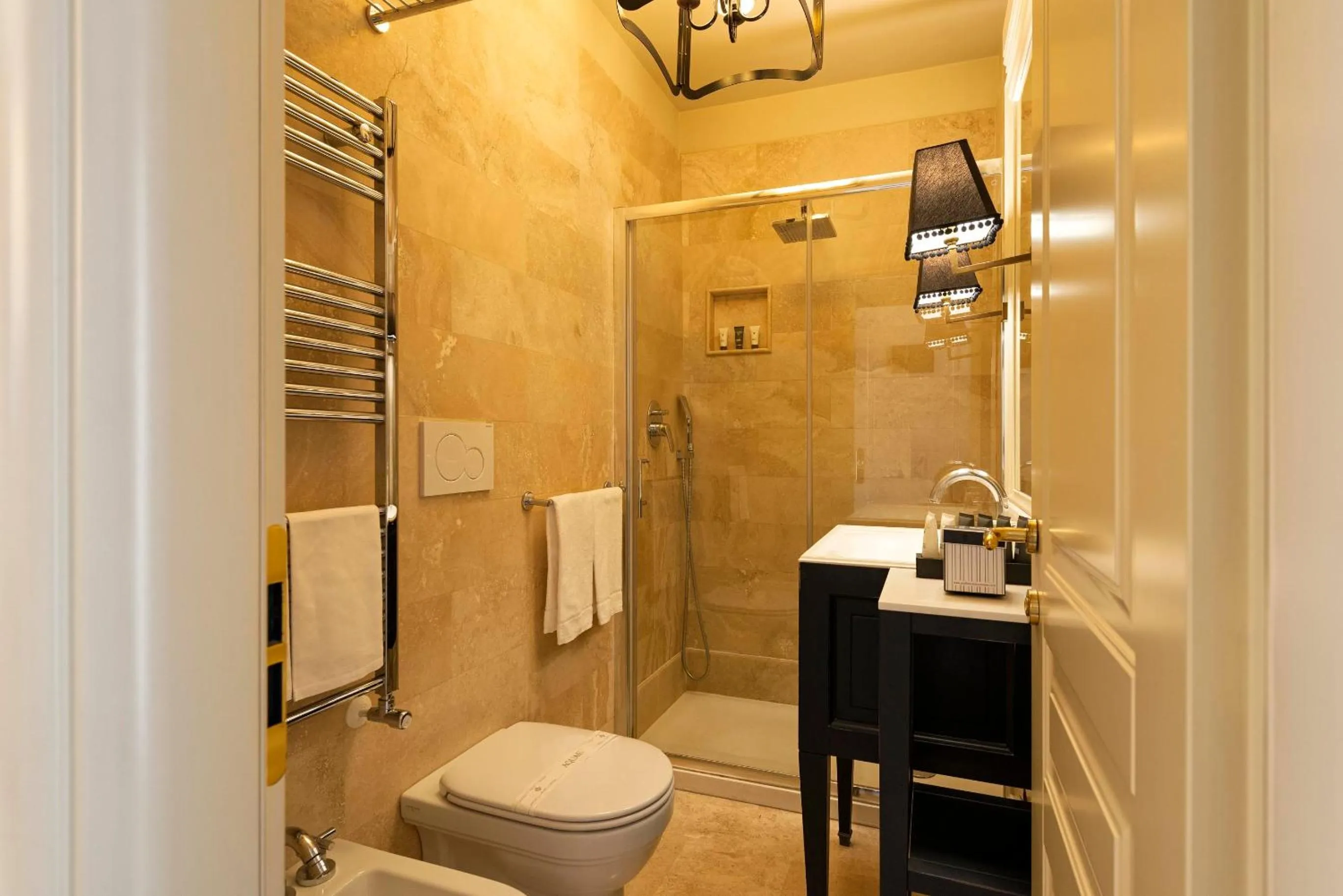 Bathroom in Profumo Maison Colosseo