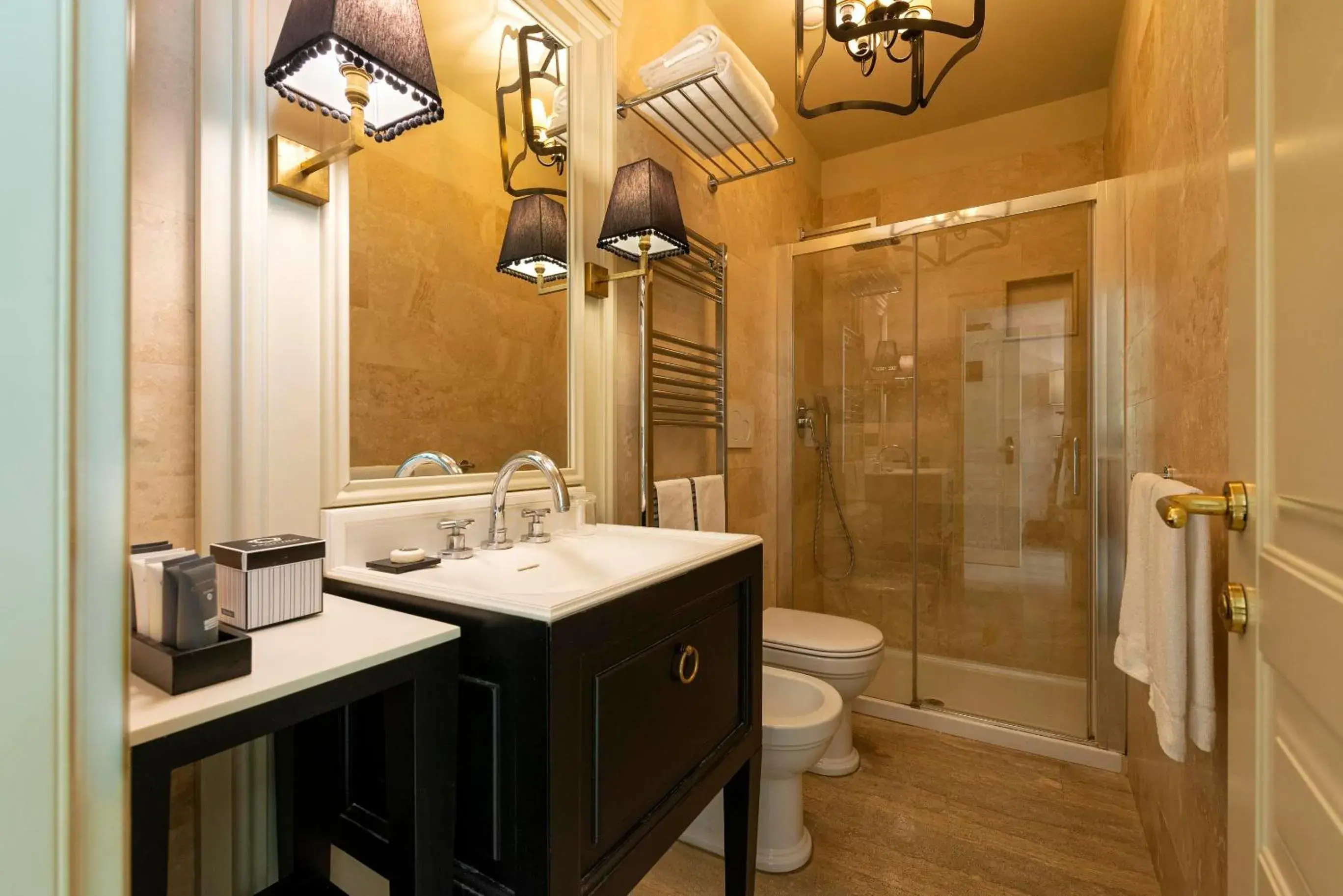 Bathroom in Profumo Maison Colosseo Bathroom in Profumo Maison Colosseo