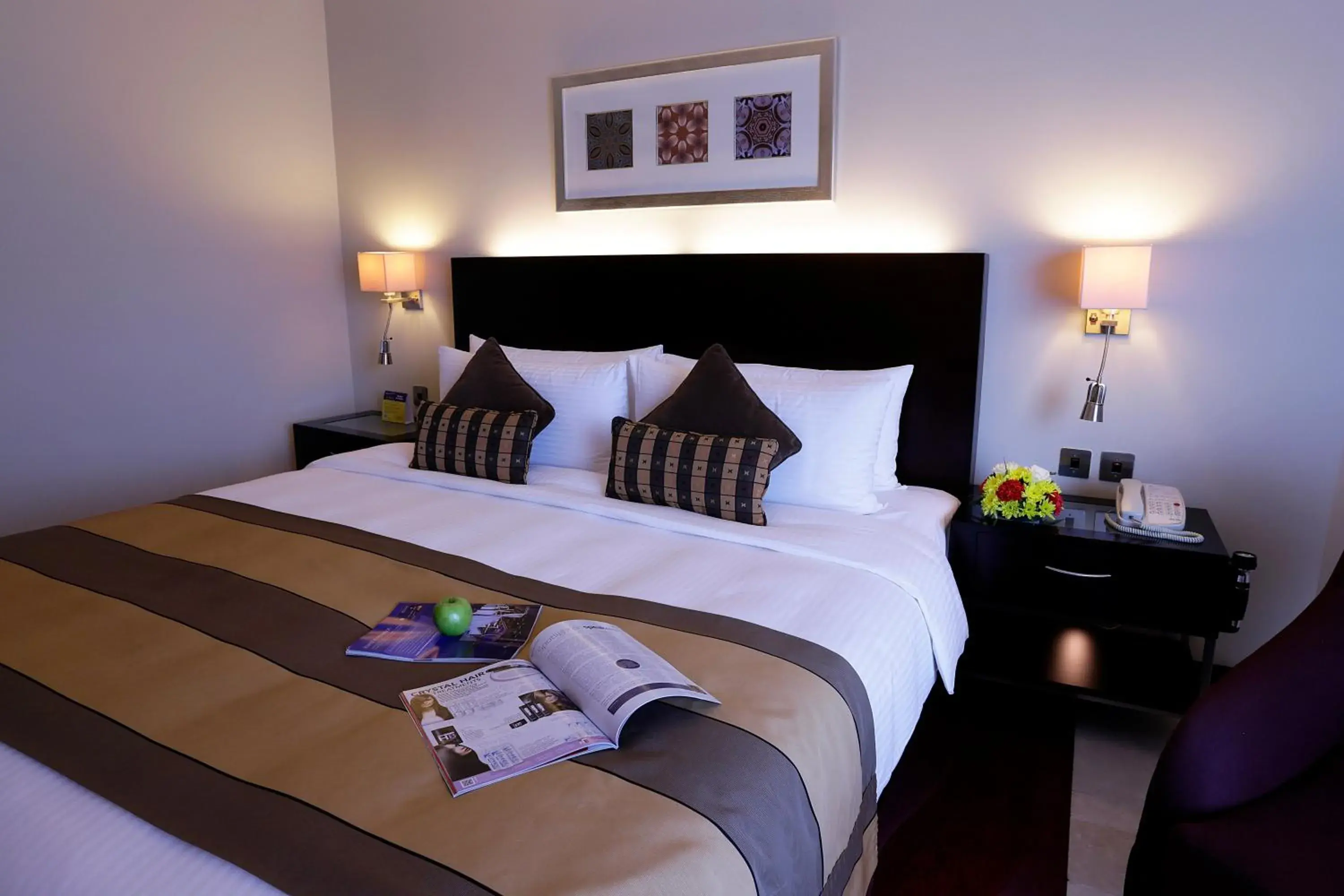 Bed in Ramada Plaza by Wyndham Dubai Deira Bed in Ramada Plaza by Wyndham Dubai Deira