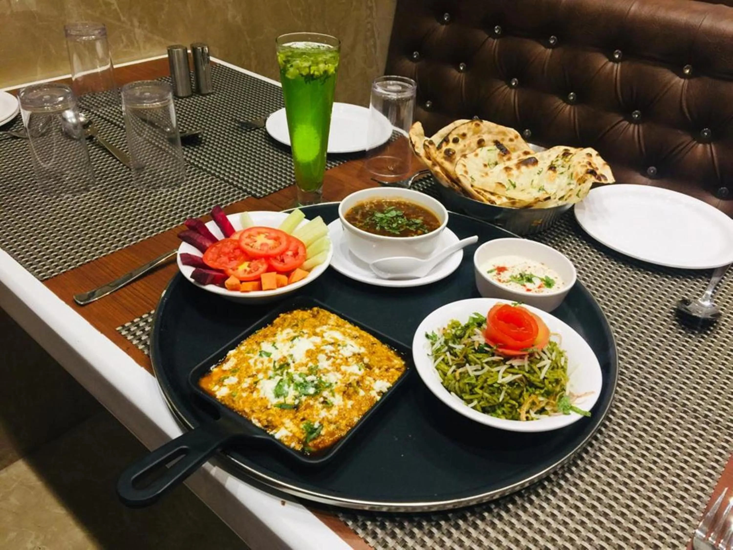 Restaurant/places to eat in HOTEL CENTRE POINT