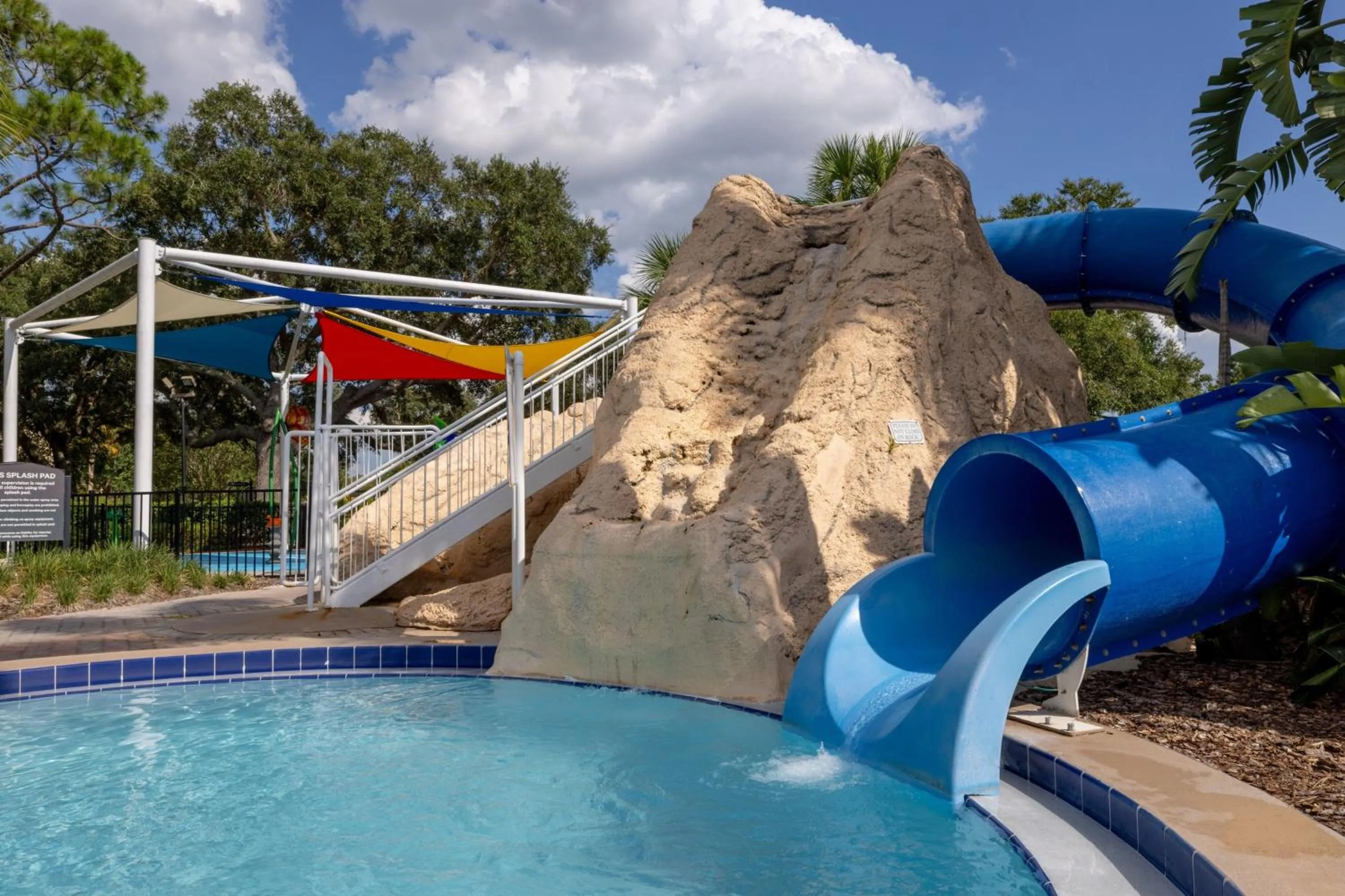 Swimming pool in Sheraton Vistana Resort Villas, Lake Buena Vista Orlando