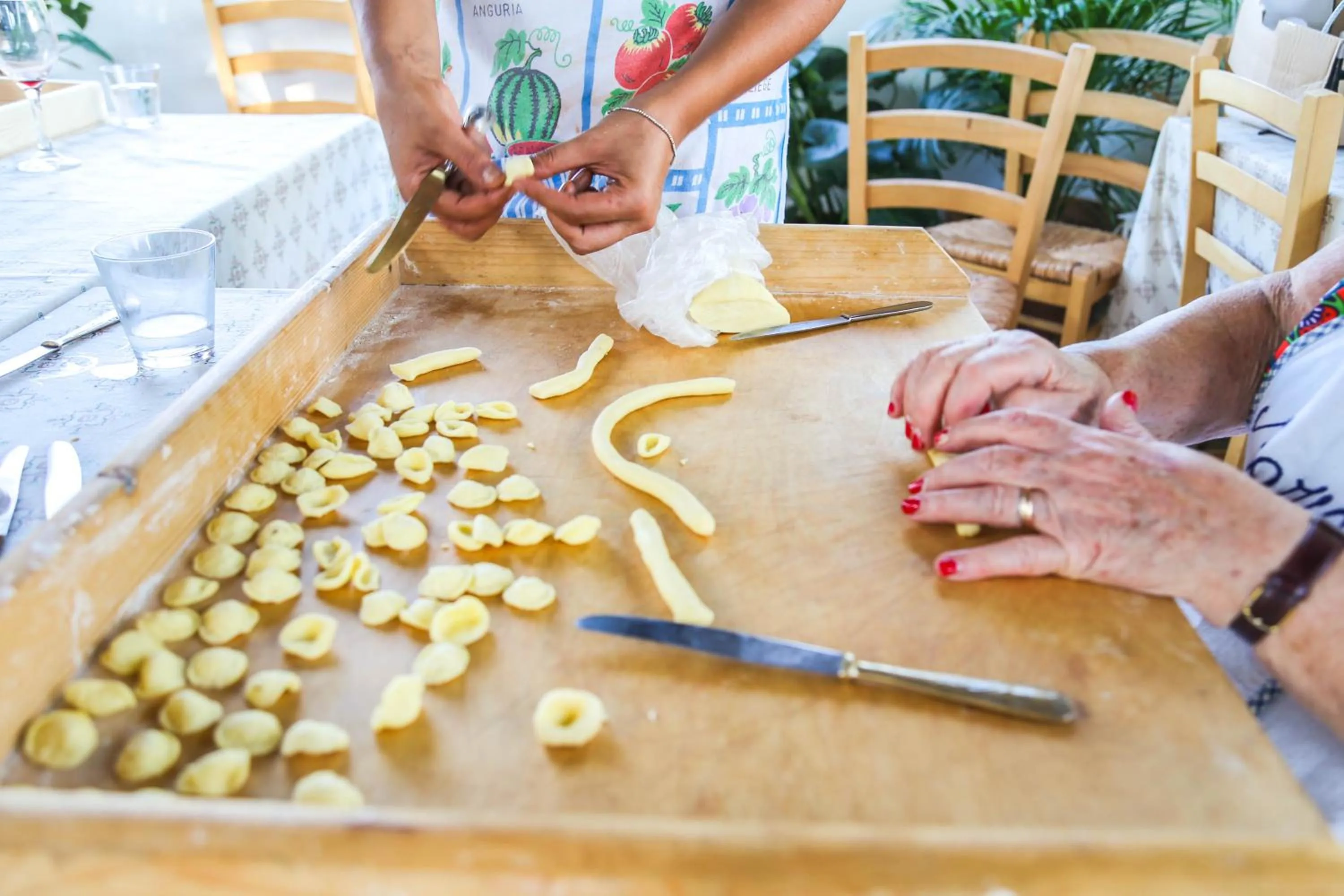 group of guests in Trulli Del Bosco