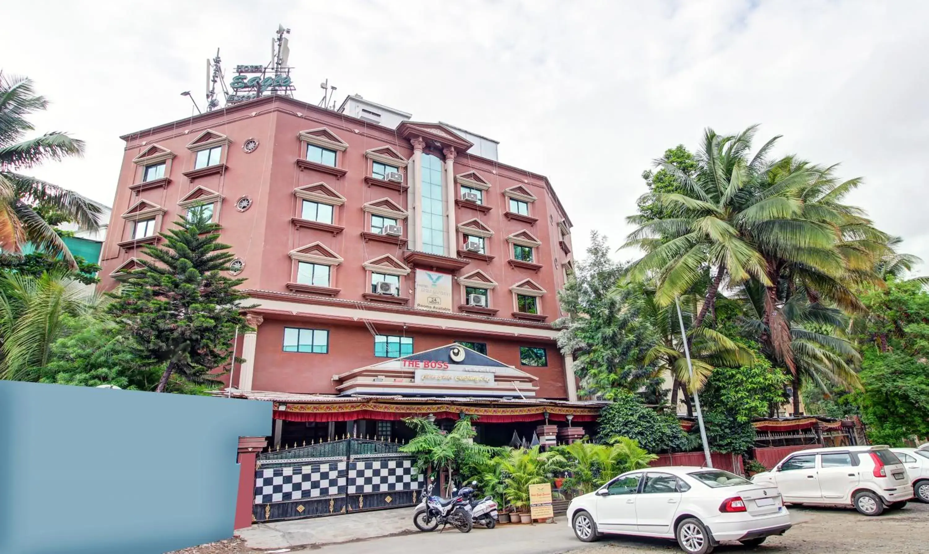 Property building in Treebo Eagle Executive Property building in Treebo Eagle Executive