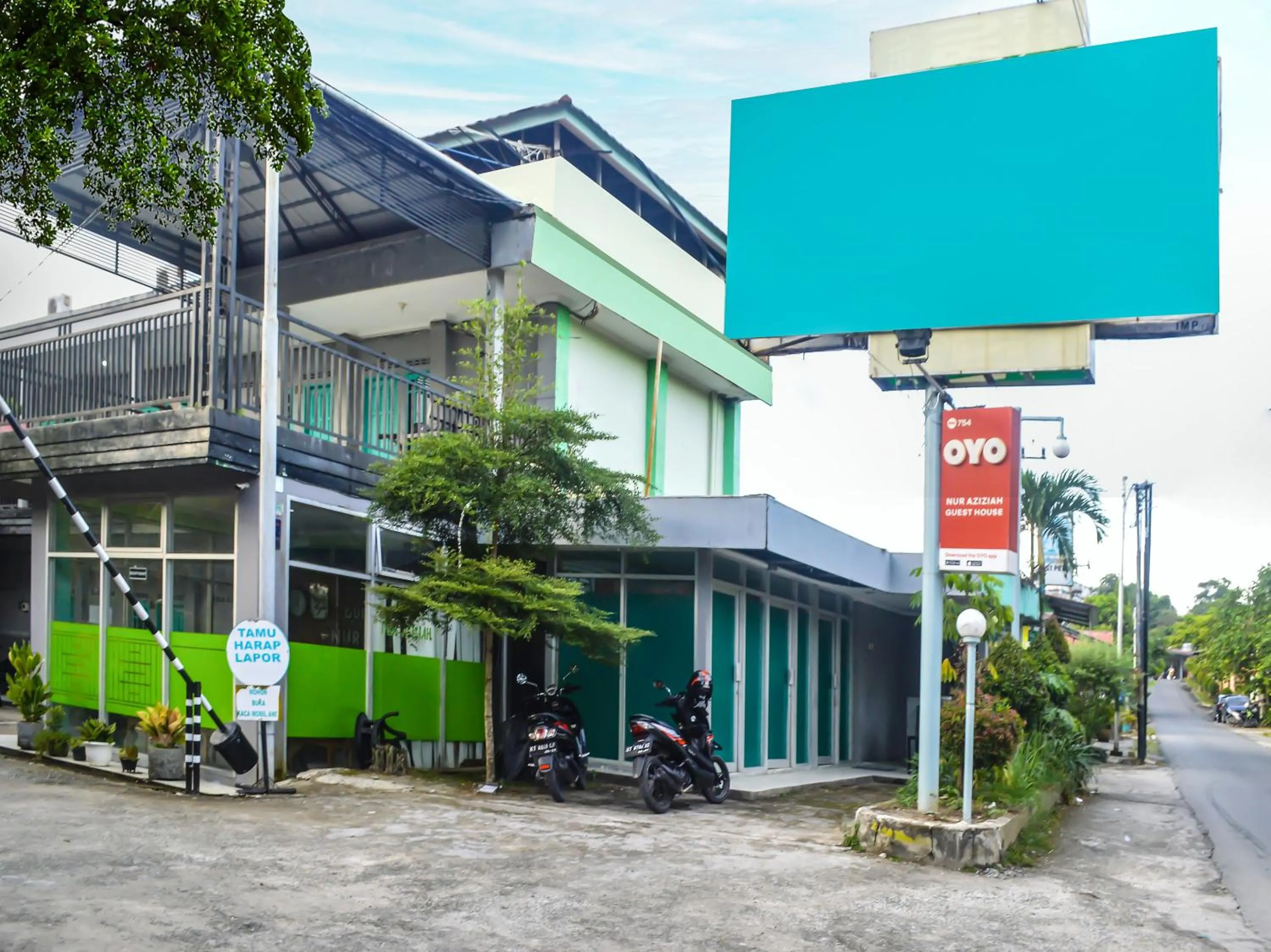 Property Building in OYO 1745 Guest House Nur Aziziah Syariah 2