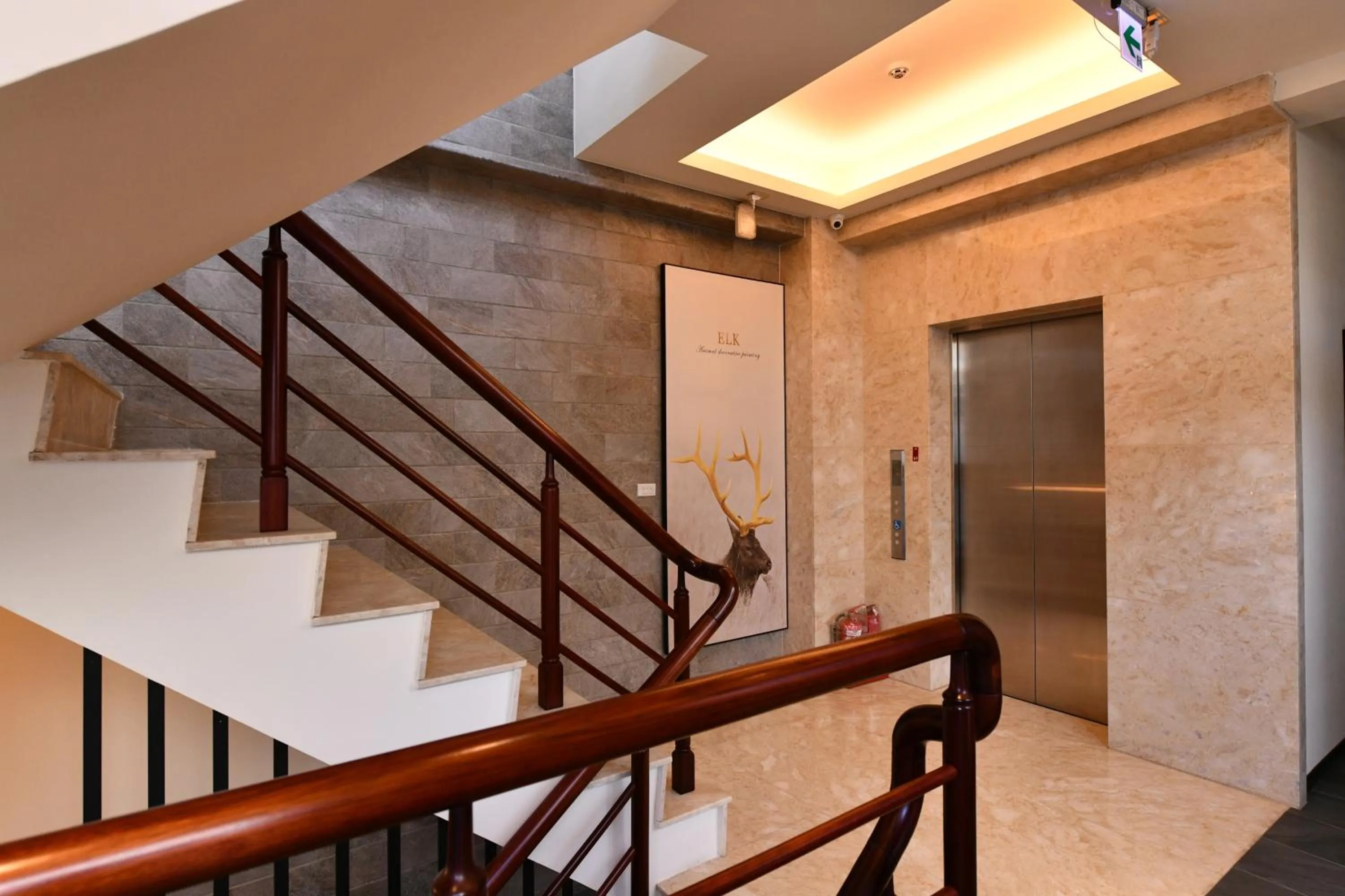 Property building in Meets Anping