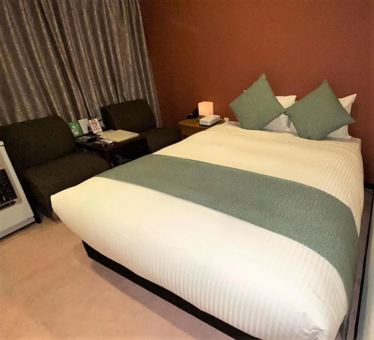 Bed in Roppongi Plaza Hotel Bed in Roppongi Plaza Hotel