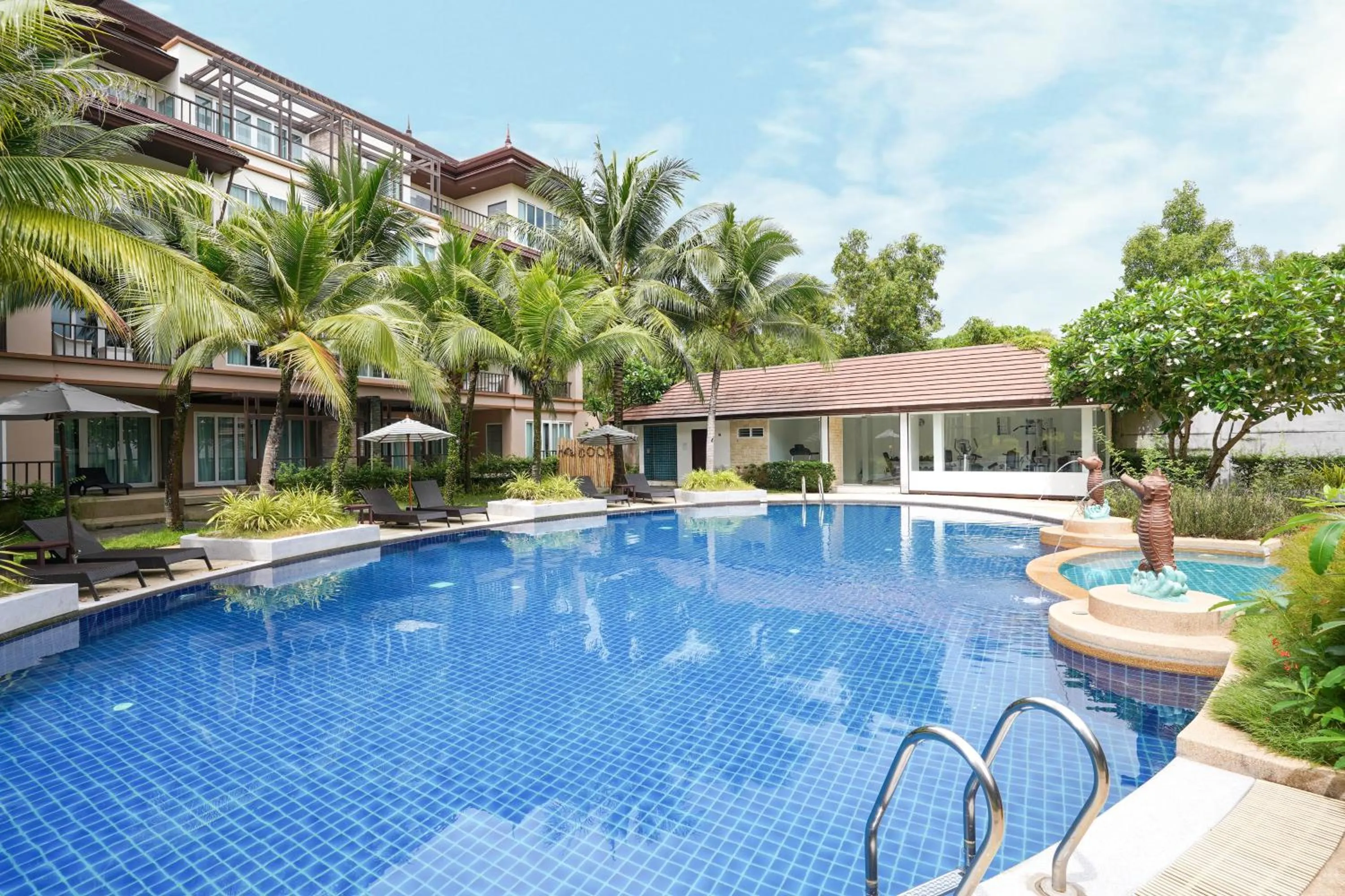 Swimming pool in Hotel COCO Phuket Bangtao Beach