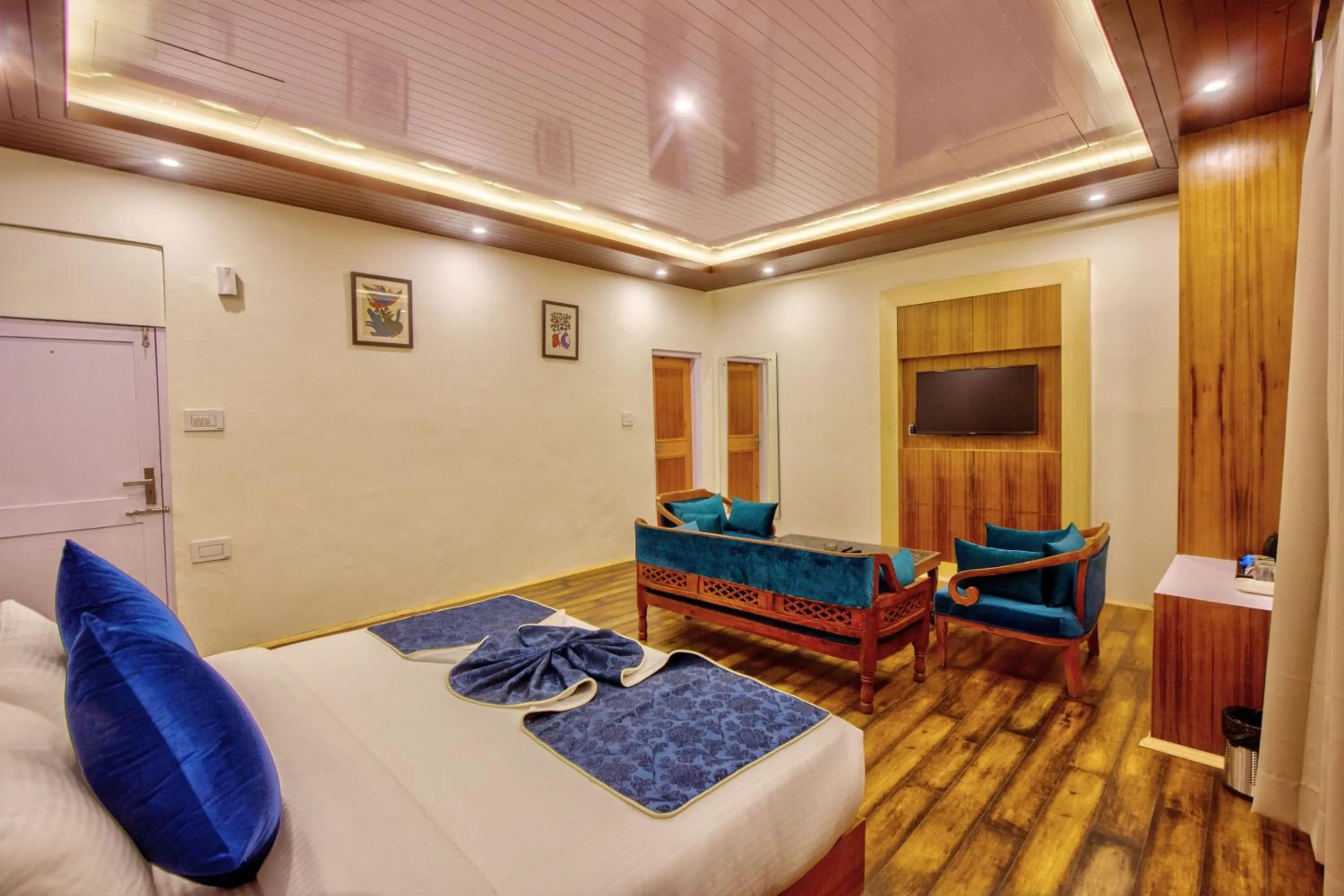 Bedroom, Bed in Baan by Snow City Farm