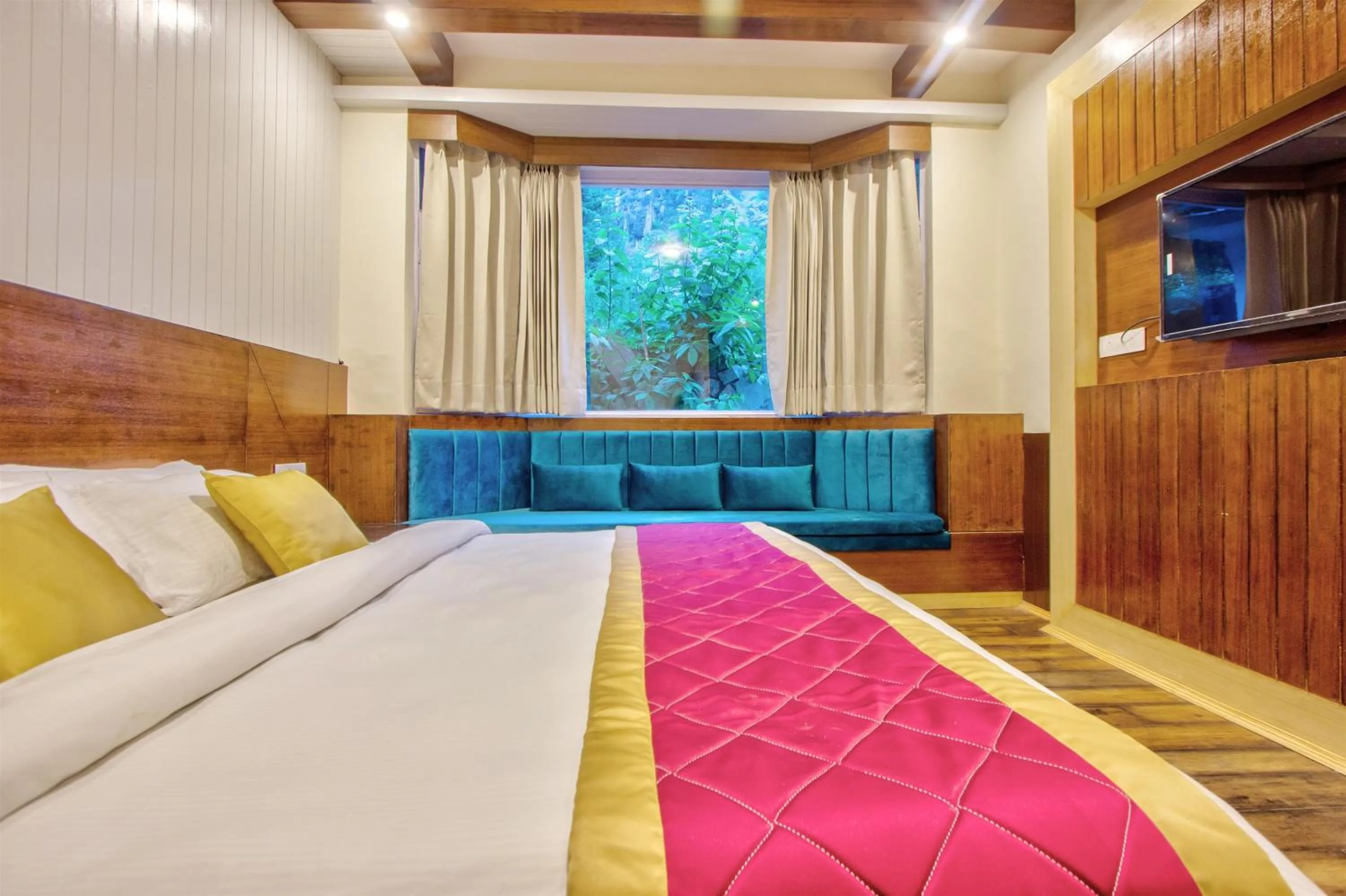 Bedroom, Bed in Baan by Snow City Farm