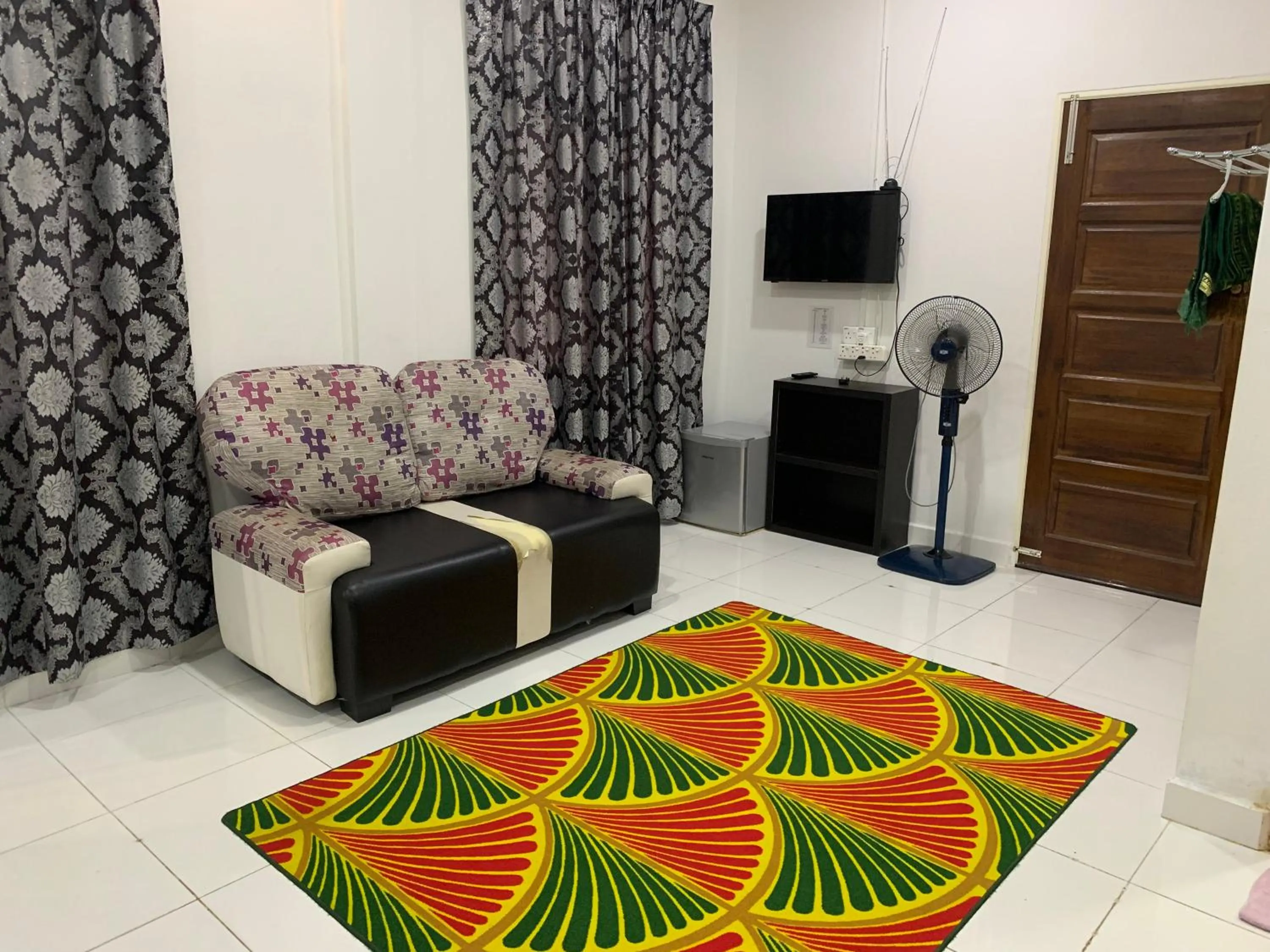 Wan Danisha Villa Inn