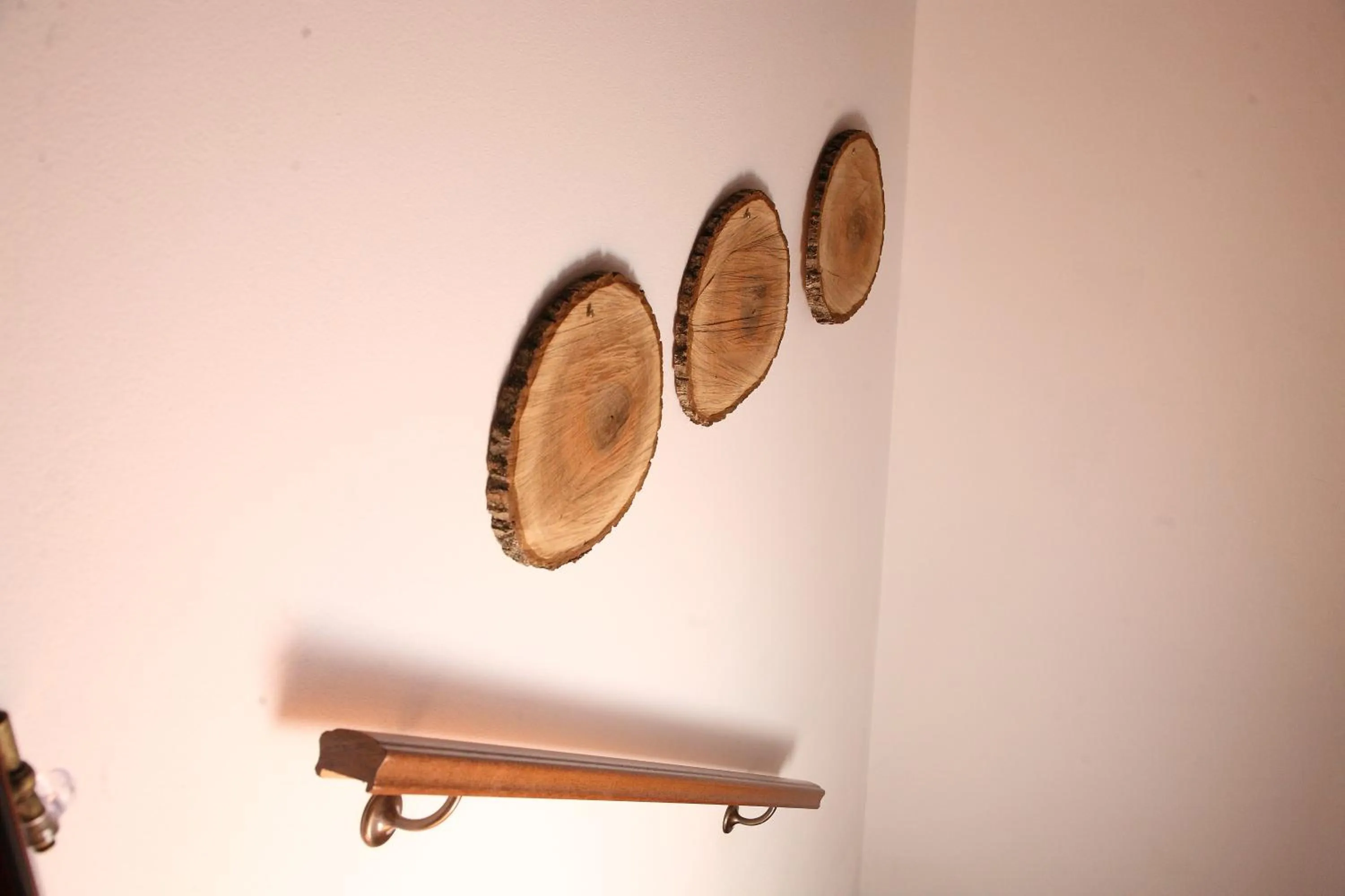 Decorative detail in B&B Stradivari