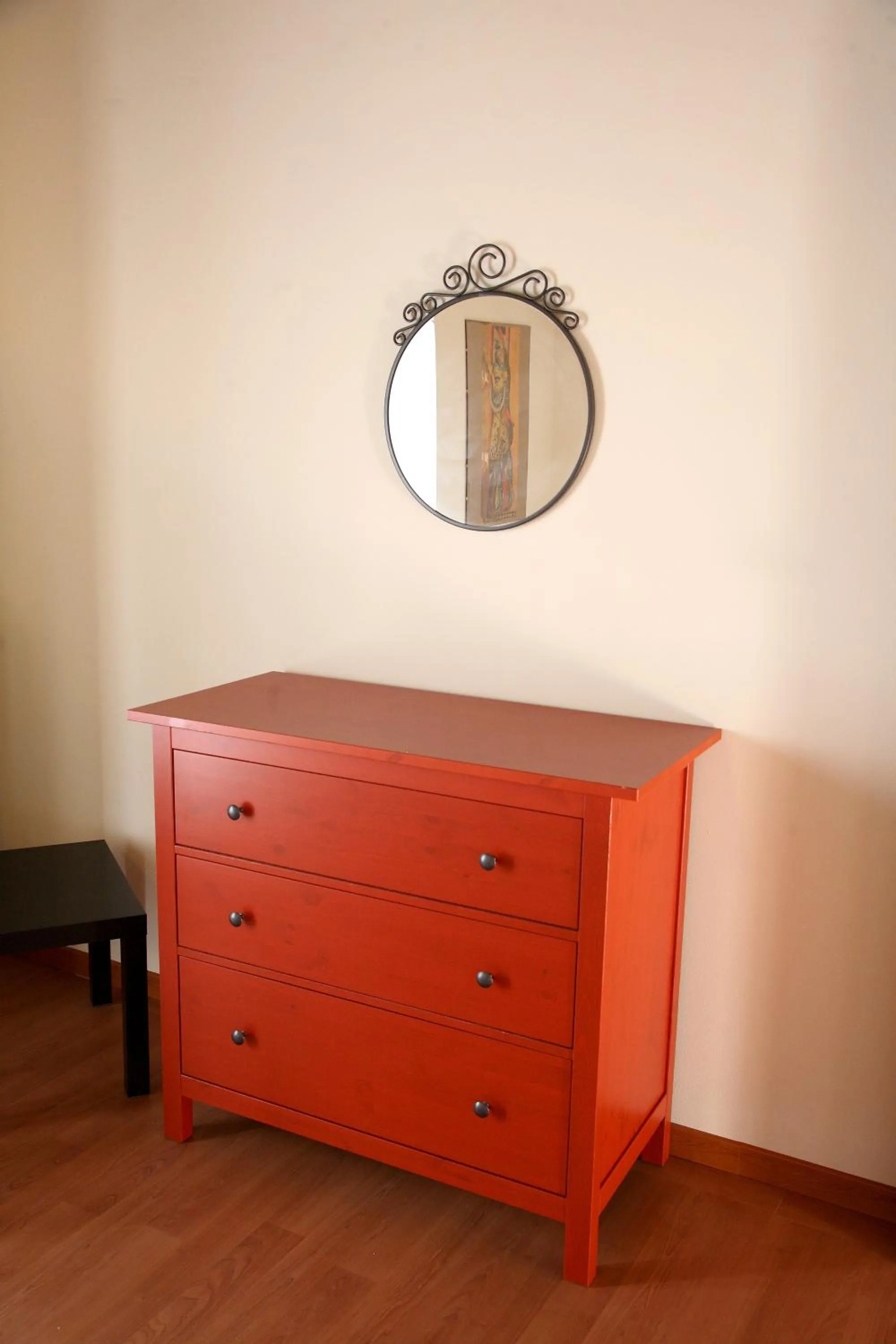 Decorative detail in B&B Stradivari