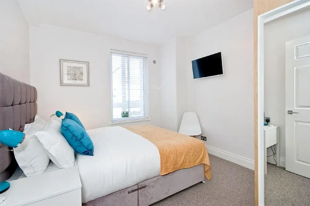 F3 Greek Street by City Living London
